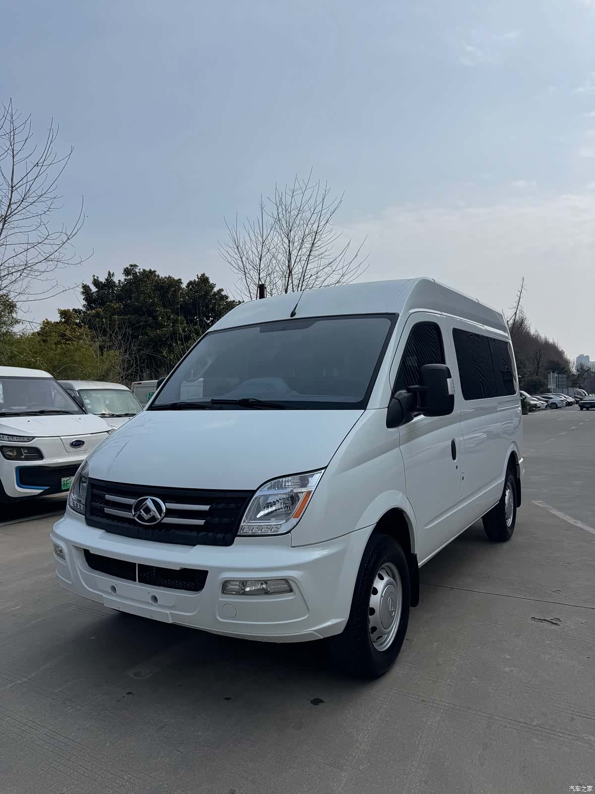 Maxus V80, 2022 1