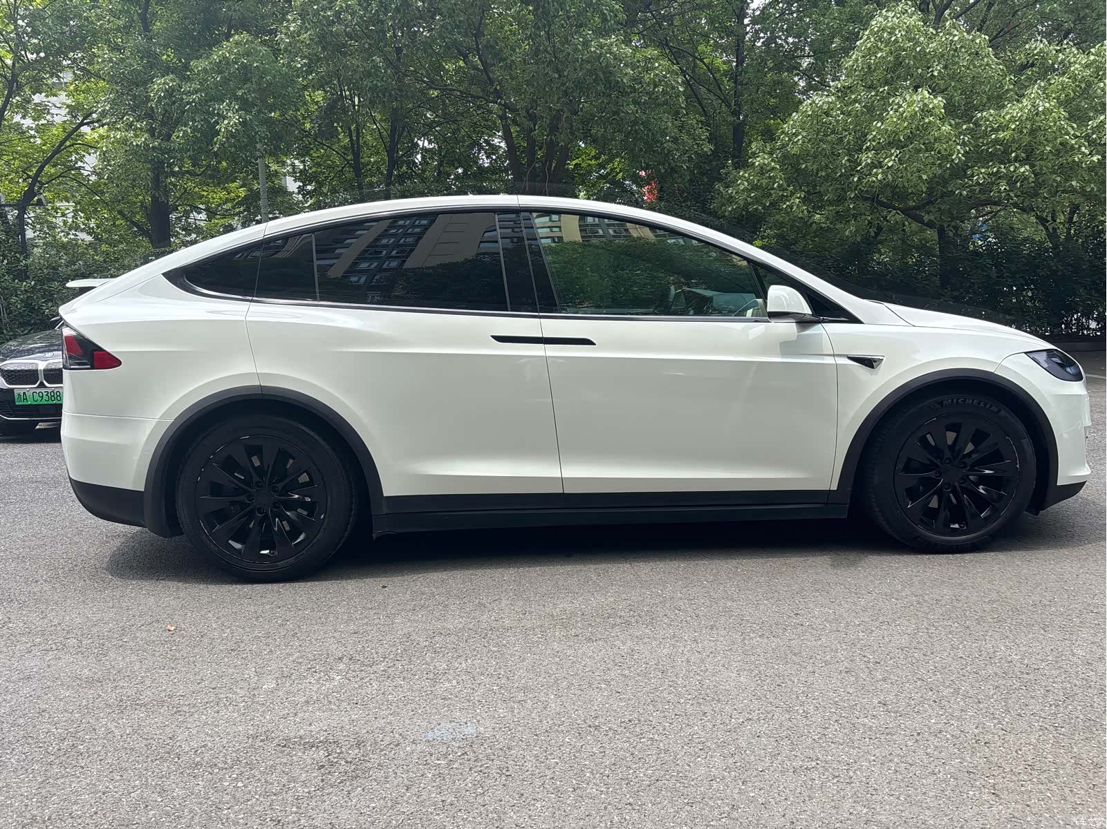 Tesla Model X, 2018 9