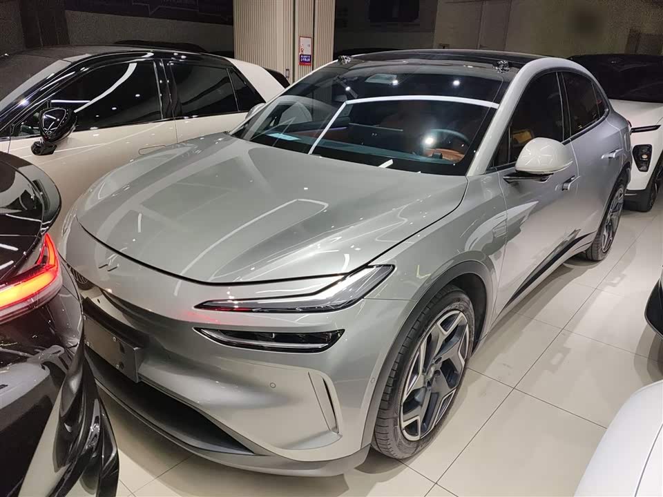 NIO L60