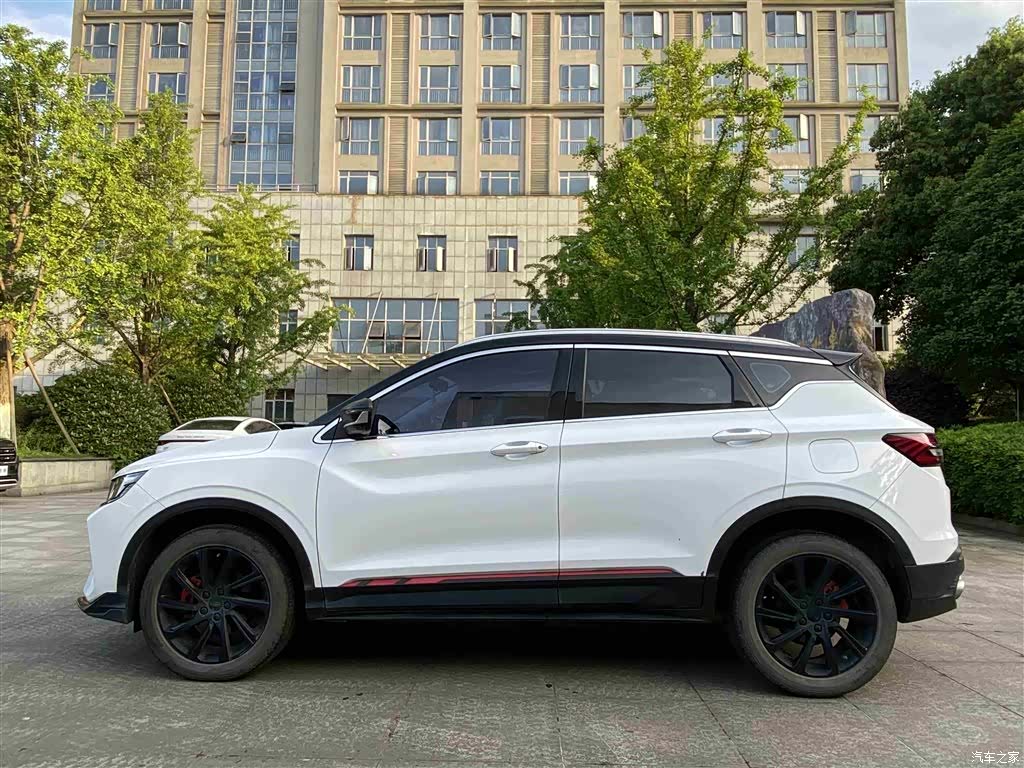 Geely Coolray, 2023 8