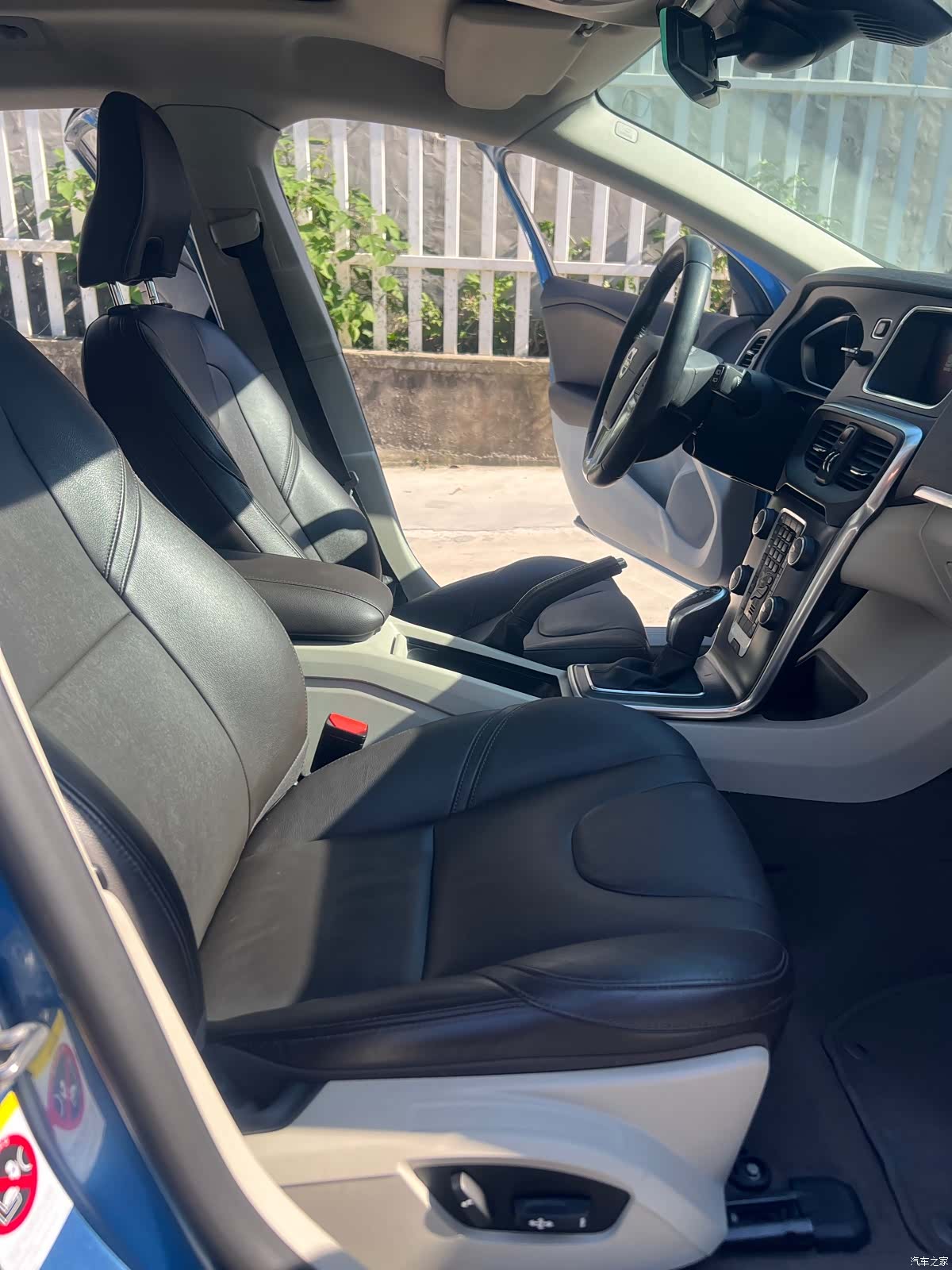 Volvo V40, 2016 14