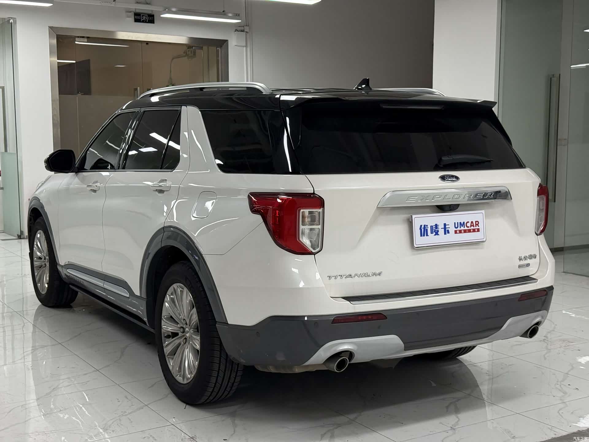Ford Explorer, 2021 4