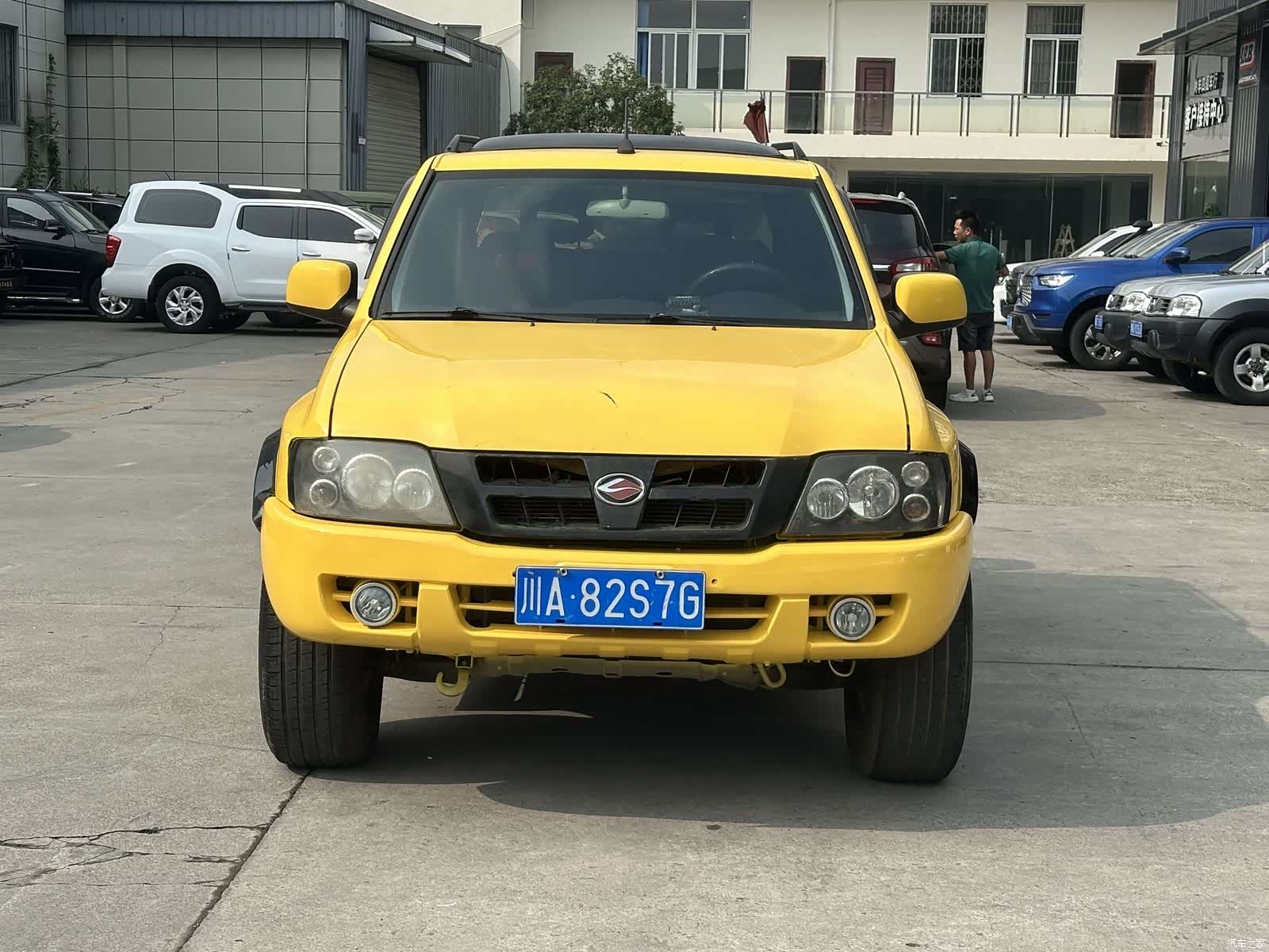 LuFengQiChe X9, 2016 2