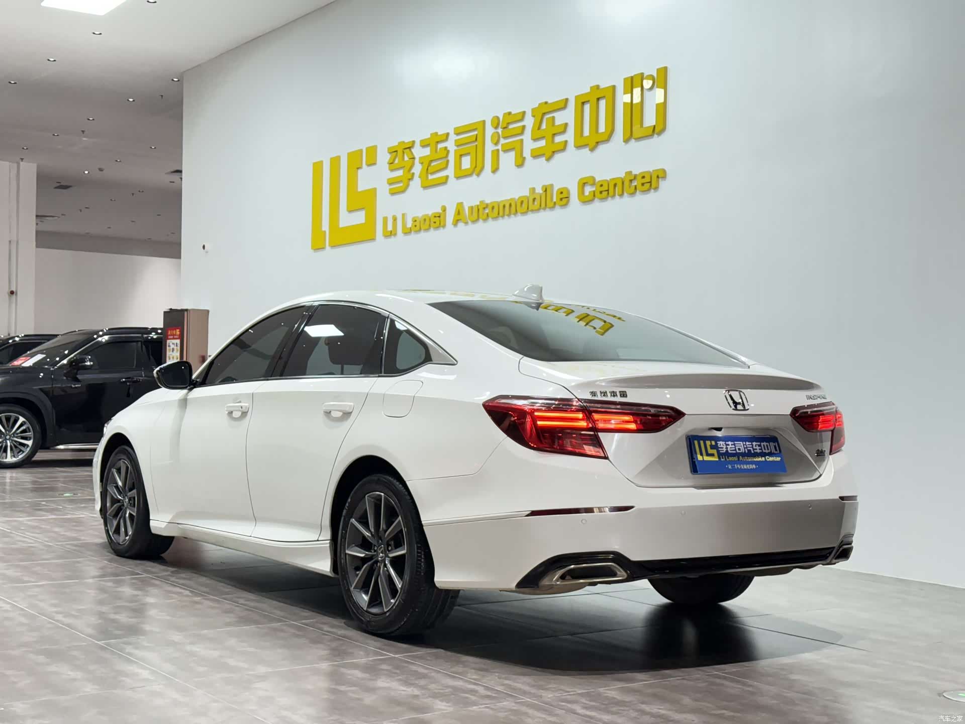 Honda Inspire, 2022 3