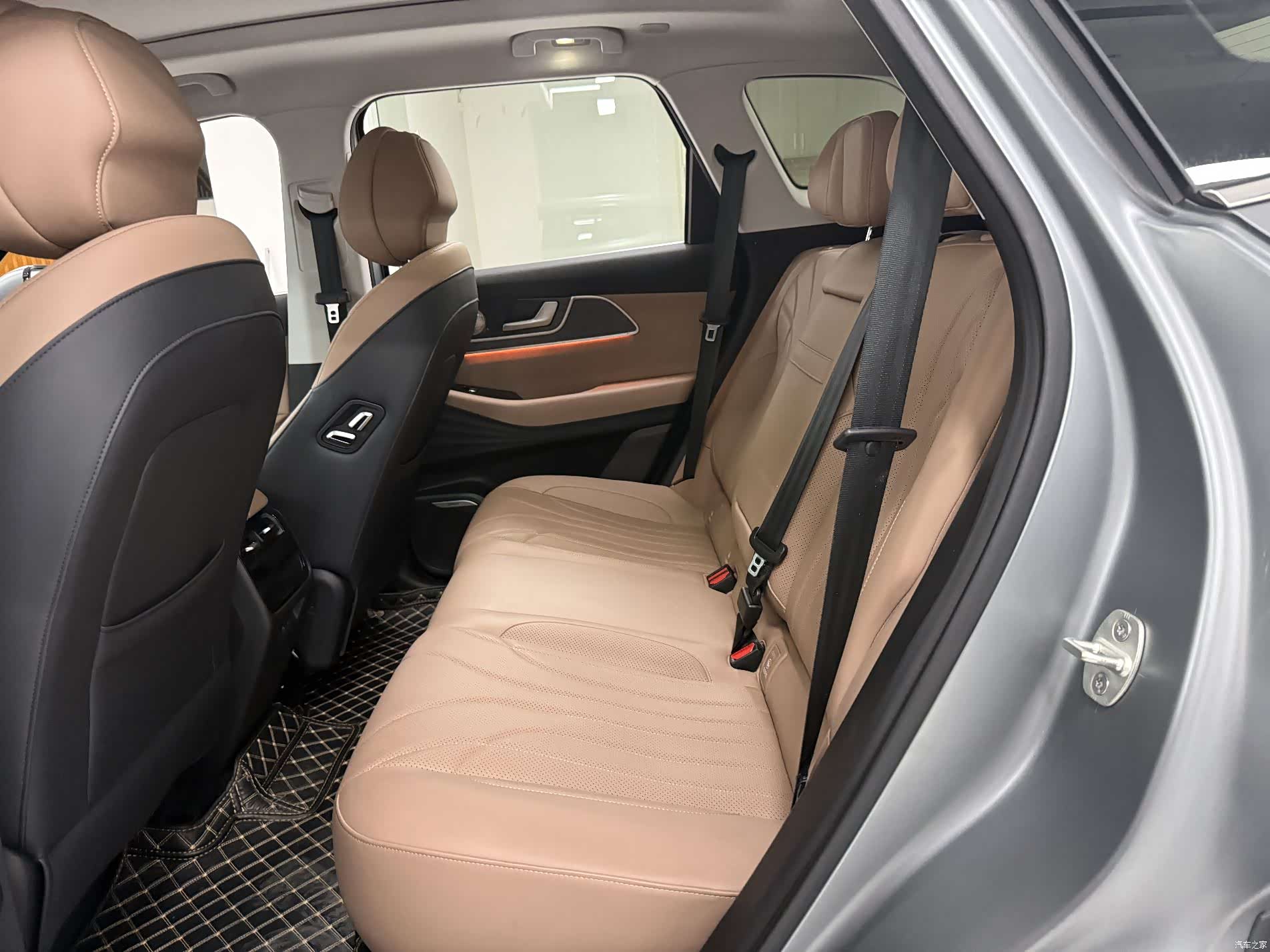 Chery Tiggo 8, 2025 14