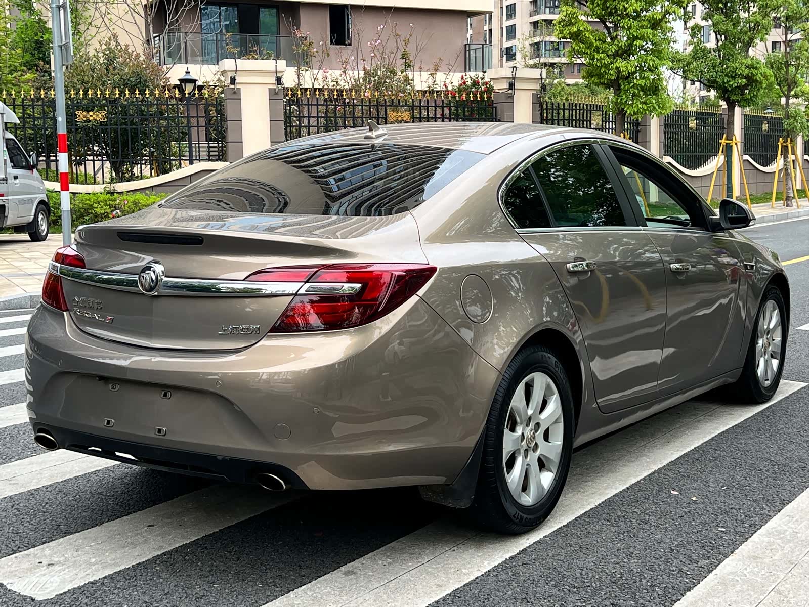 Buick Regal, 2015 все фото
