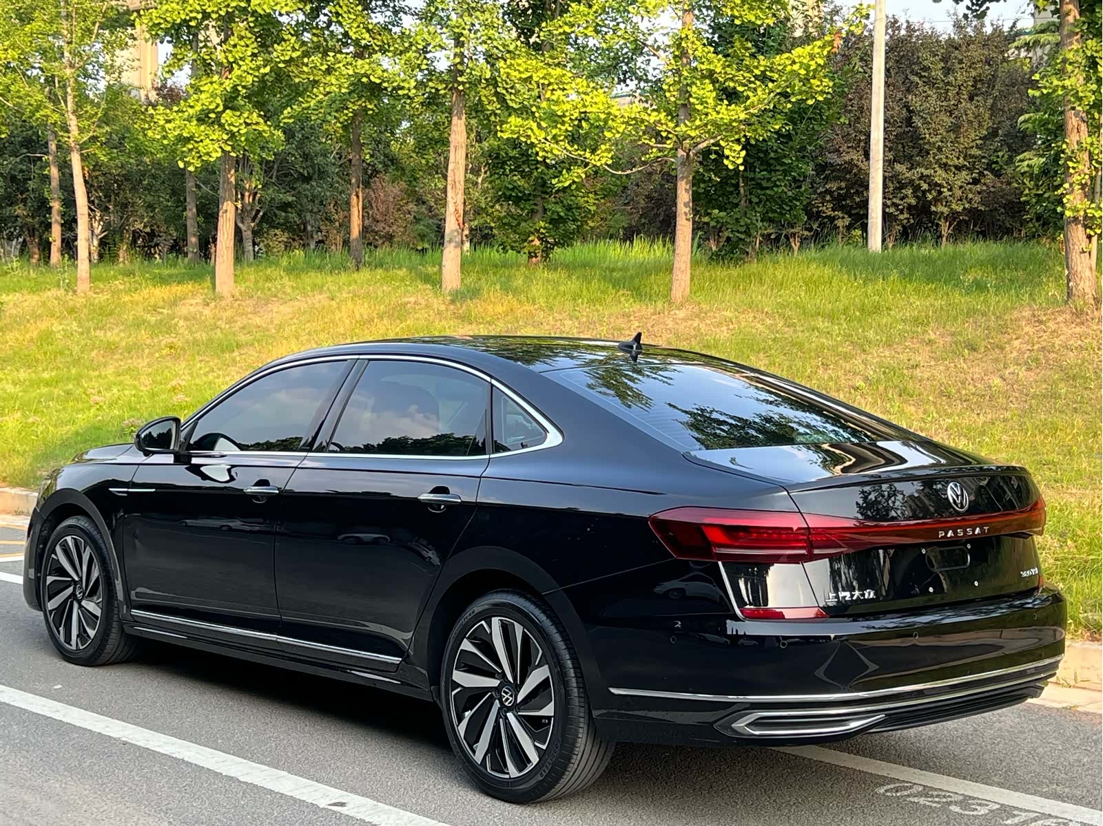 Volkswagen Passat, 2022 9