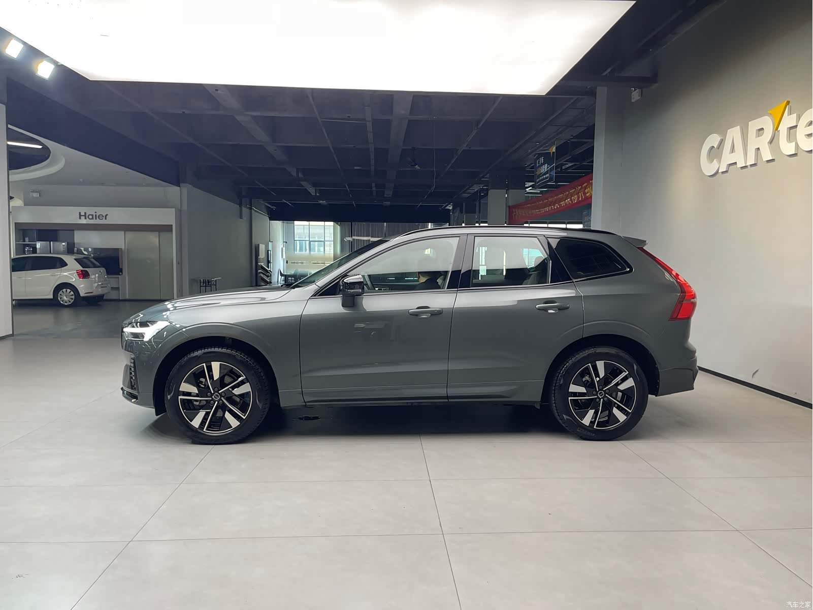 Volvo XC60, 2025 8
