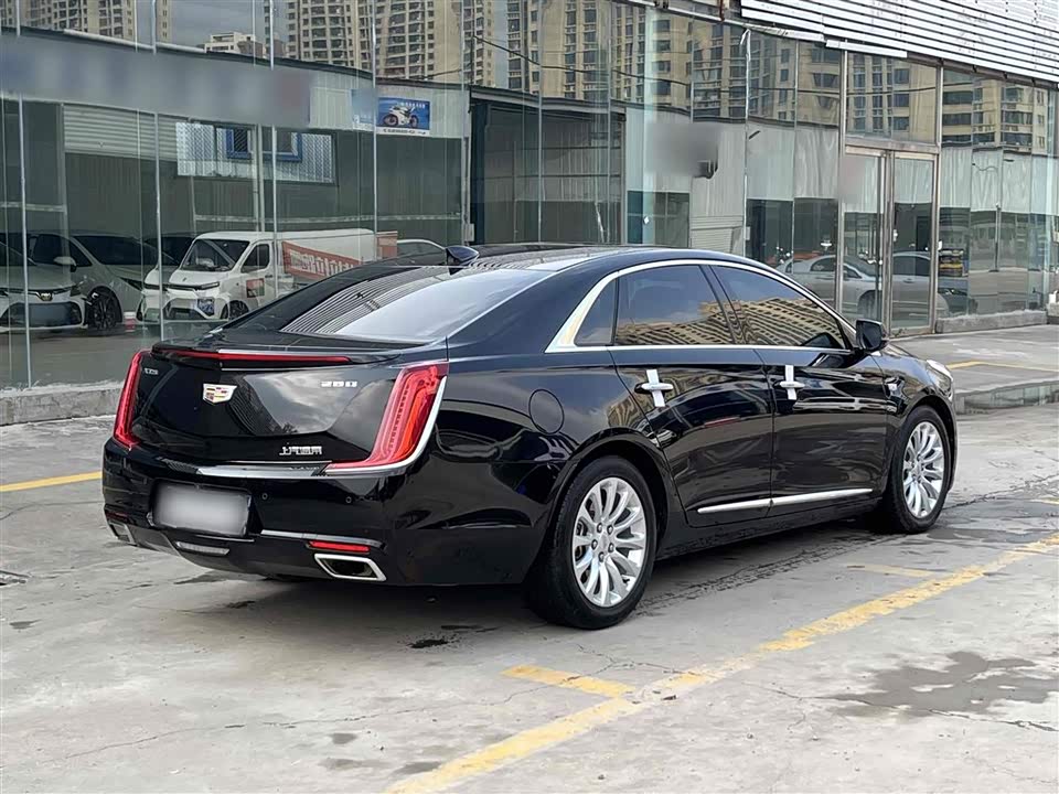 Cadillac XTS