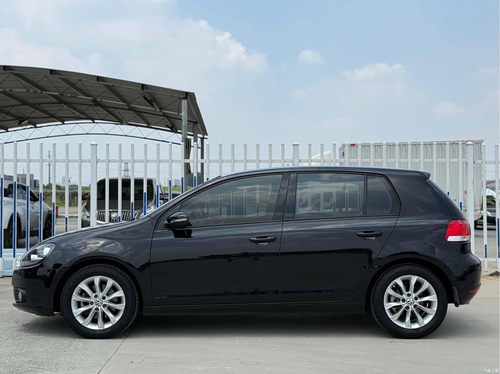 Volkswagen Golf, 2011 3