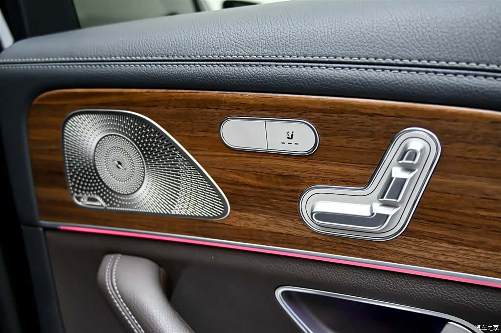 Mercedes-Benz GLS, 2022 28