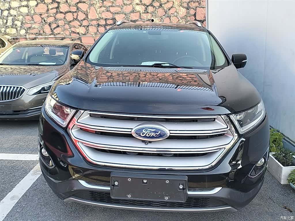 Ford Edge, 2017 3