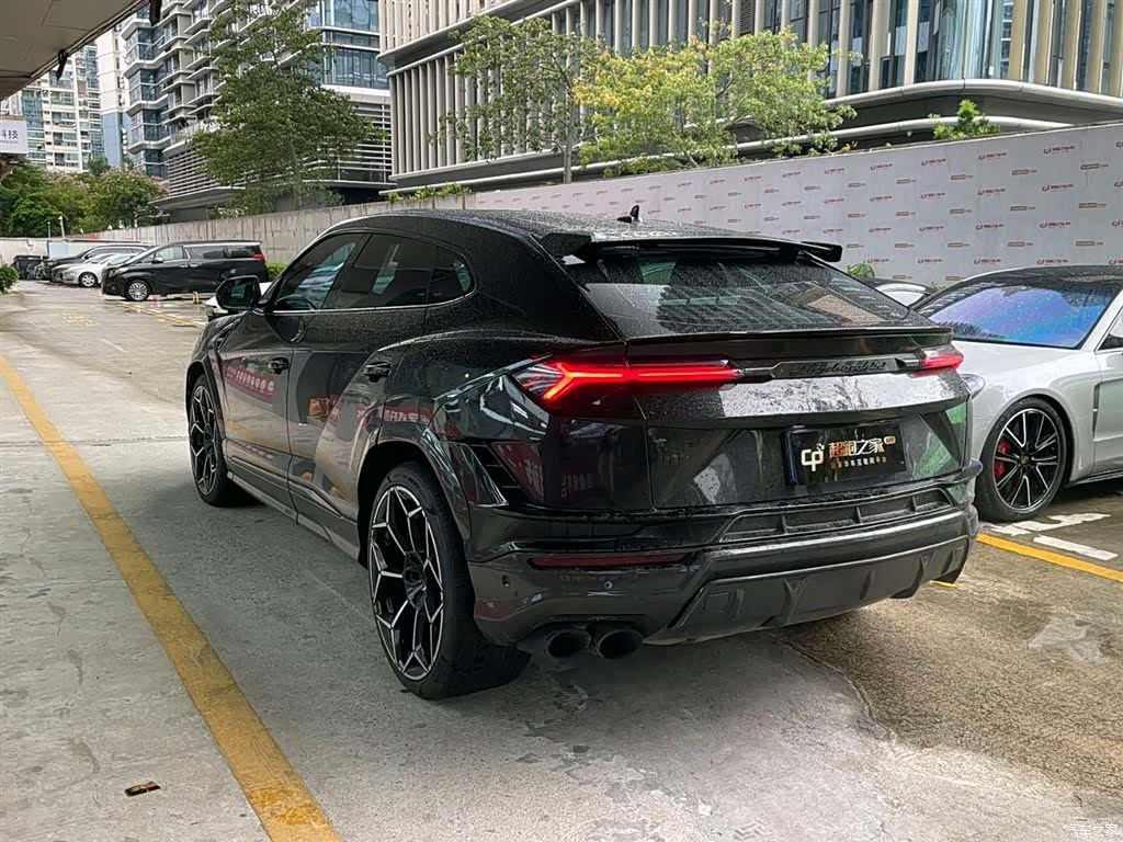 Lamborghini Urus, 2019 6