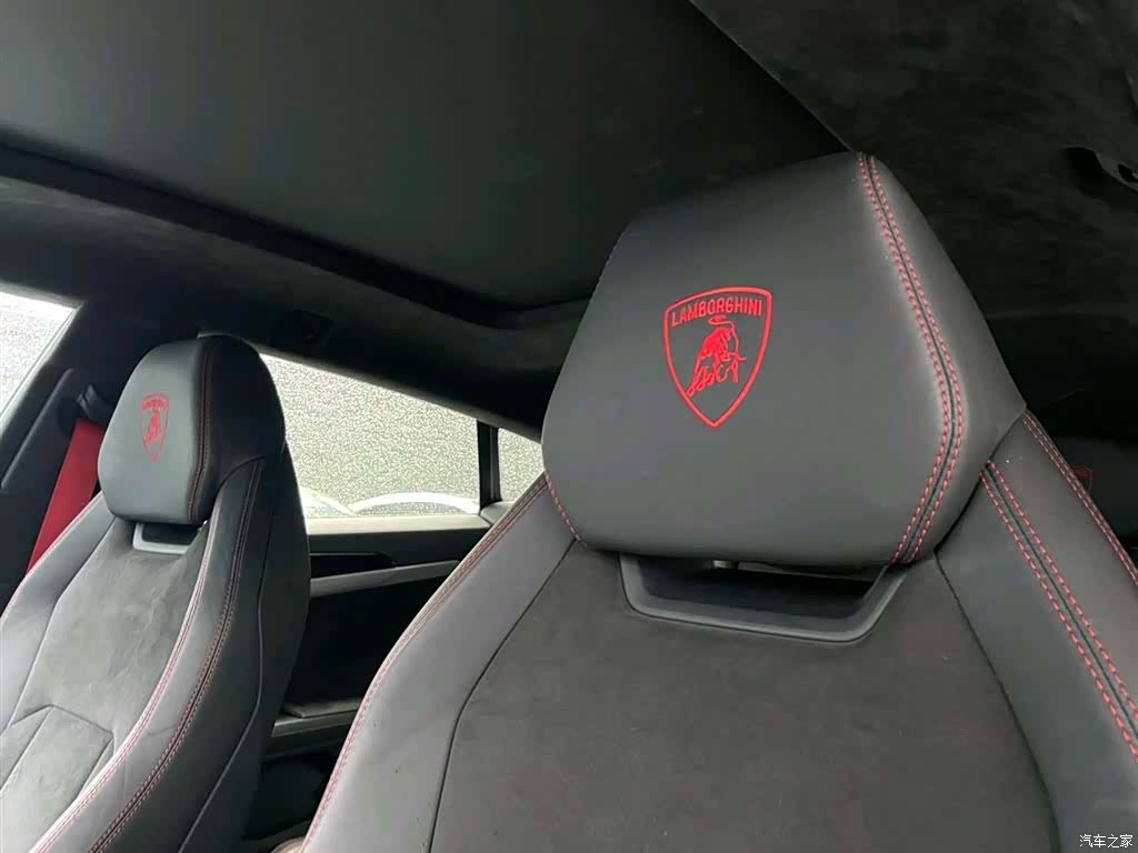 Lamborghini Urus, 2019 15