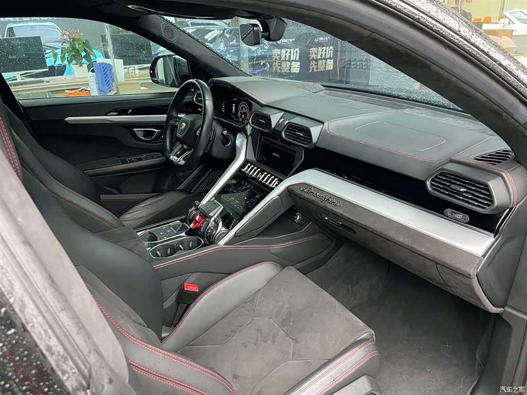 Lamborghini Urus, 2019 22
