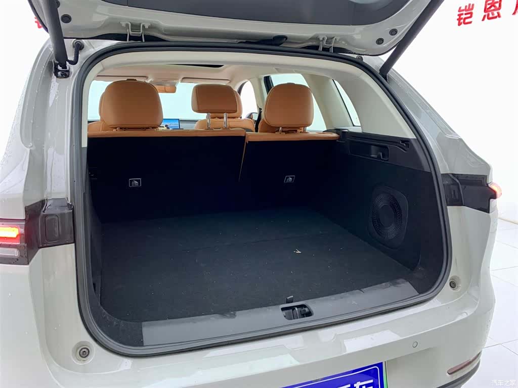 Leapmotor C10, 2025 11