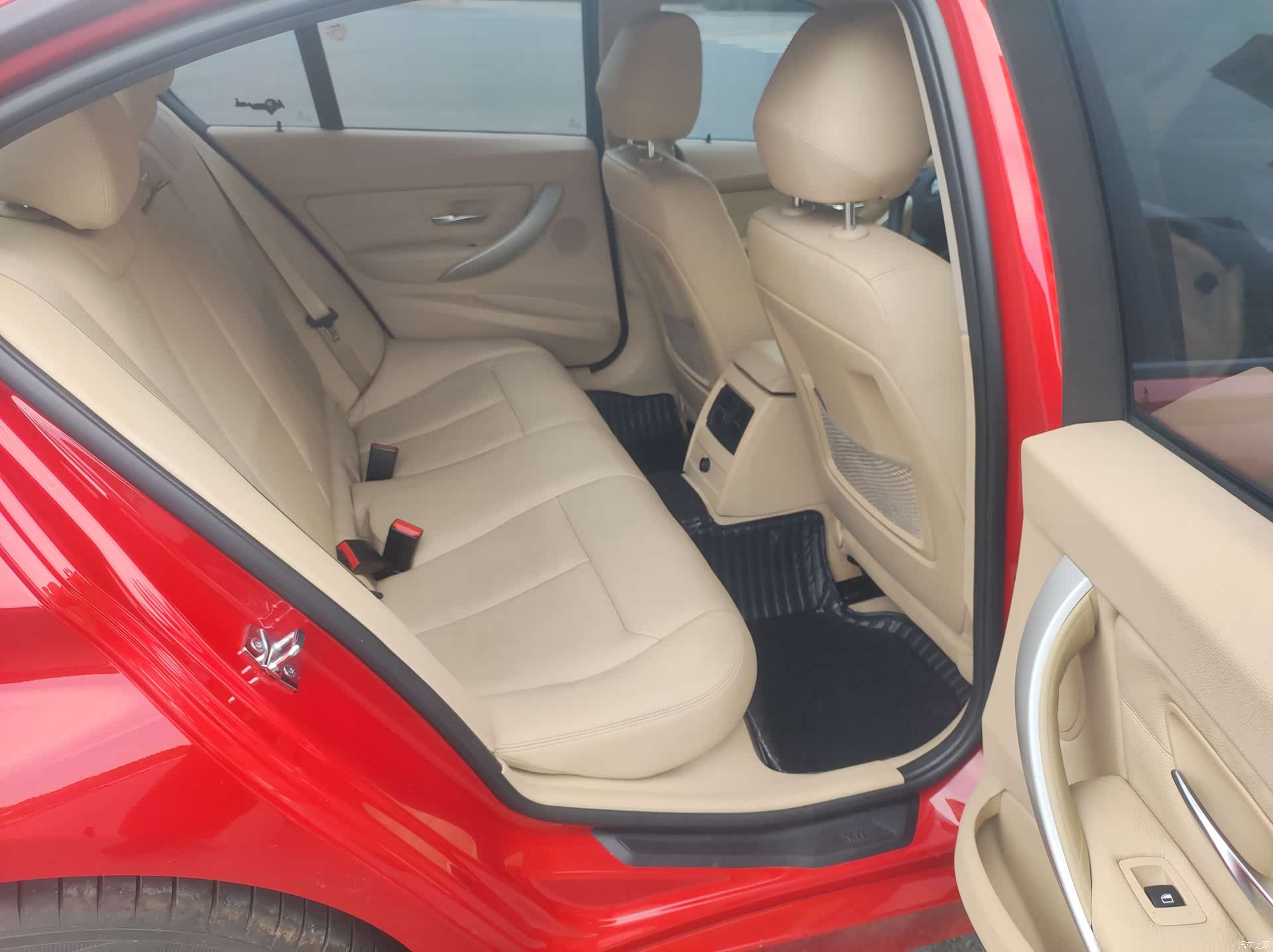 BMW 3 Series, 2013 6