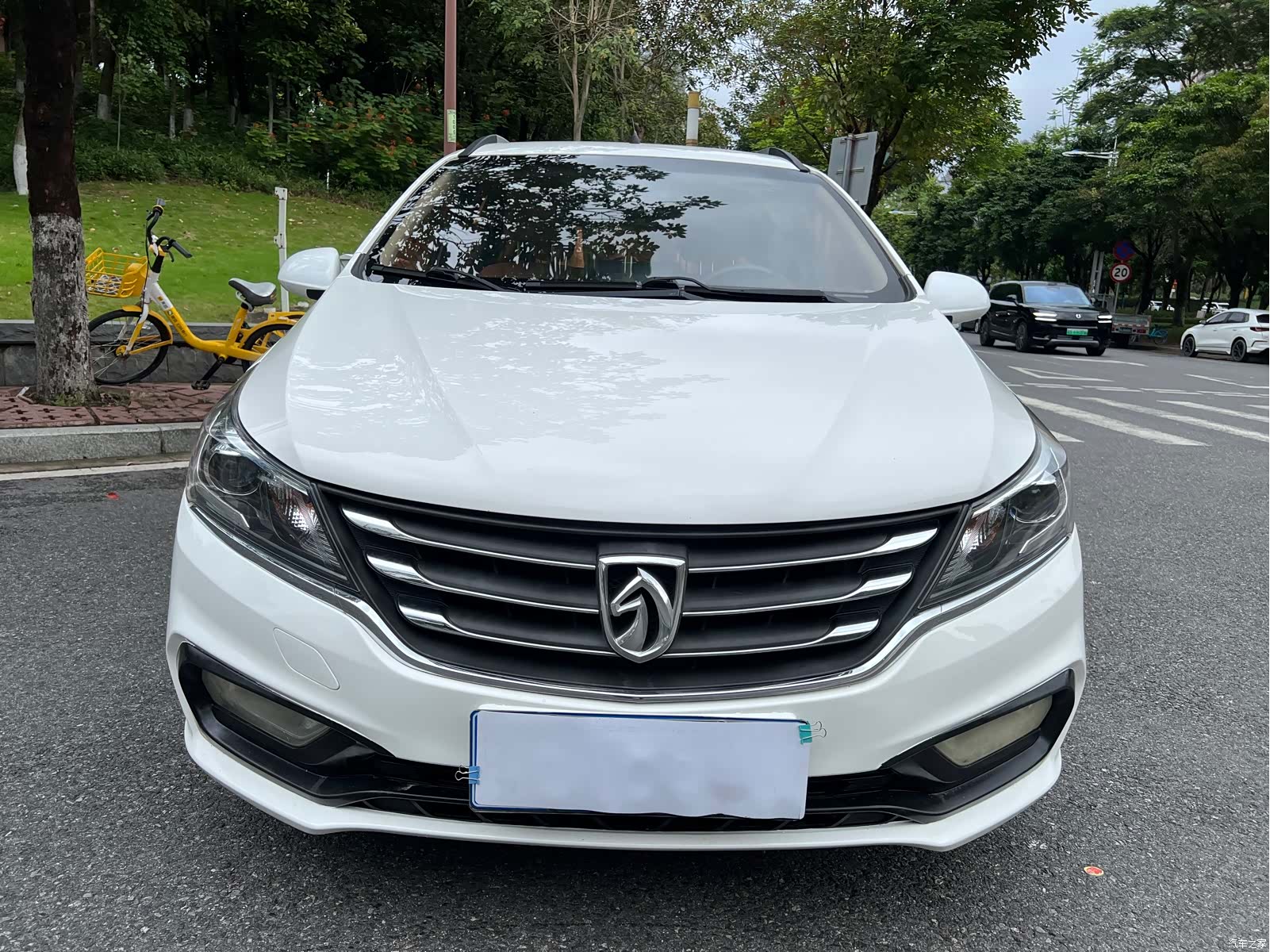 Wuling 310W, 2018 2