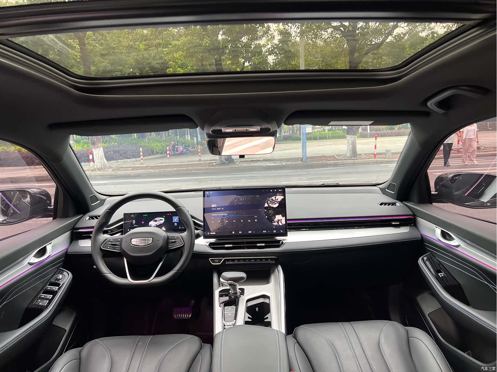 Geely Preface, 2025 11