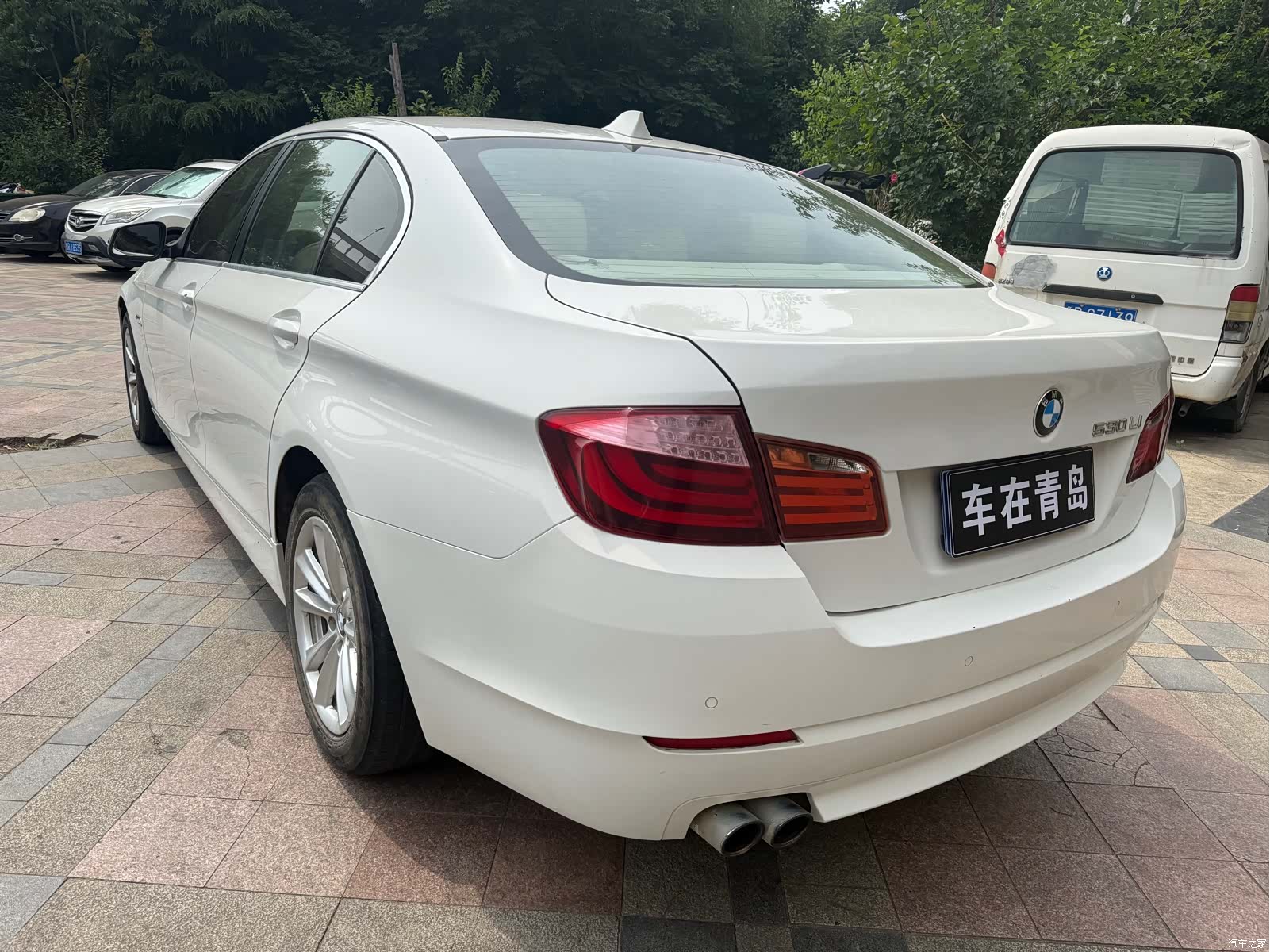 BMW 5 Series, 2011 15