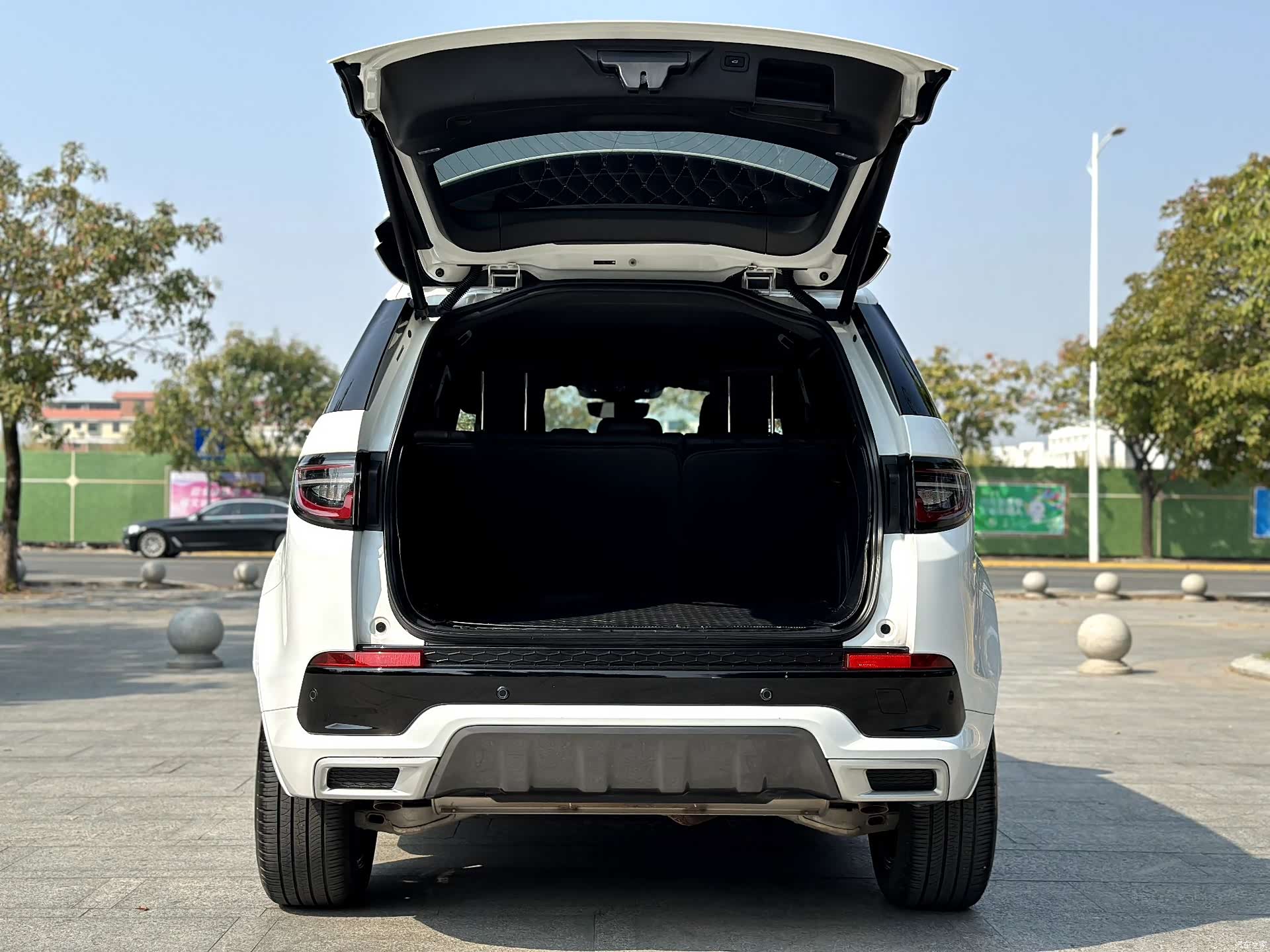 Land Rover Discovery, 2022 23