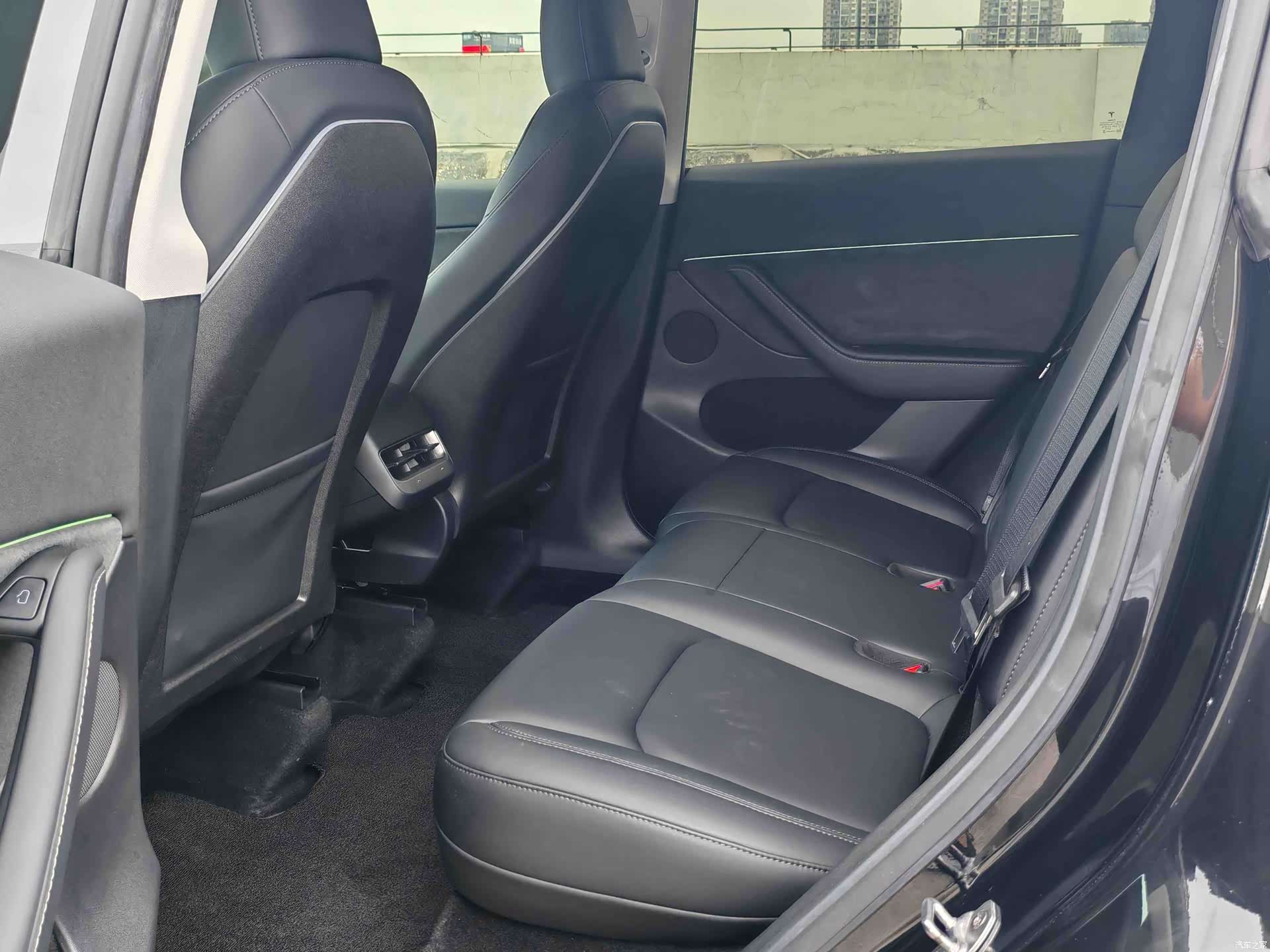 Tesla Model Y, 2022 9