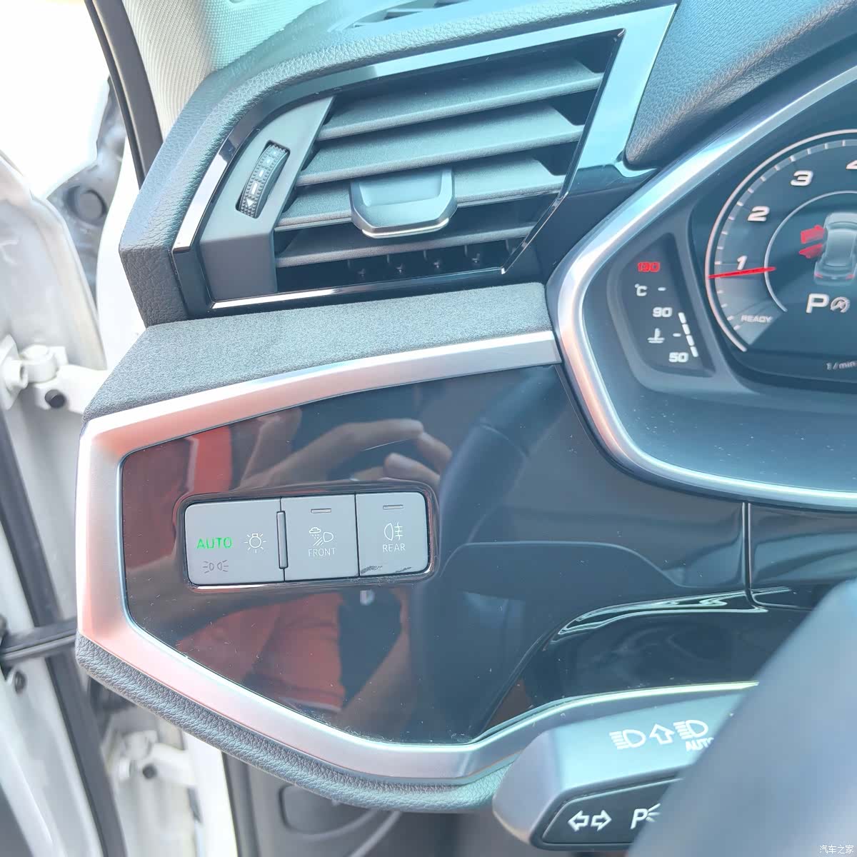 Audi Q3, 2023 17