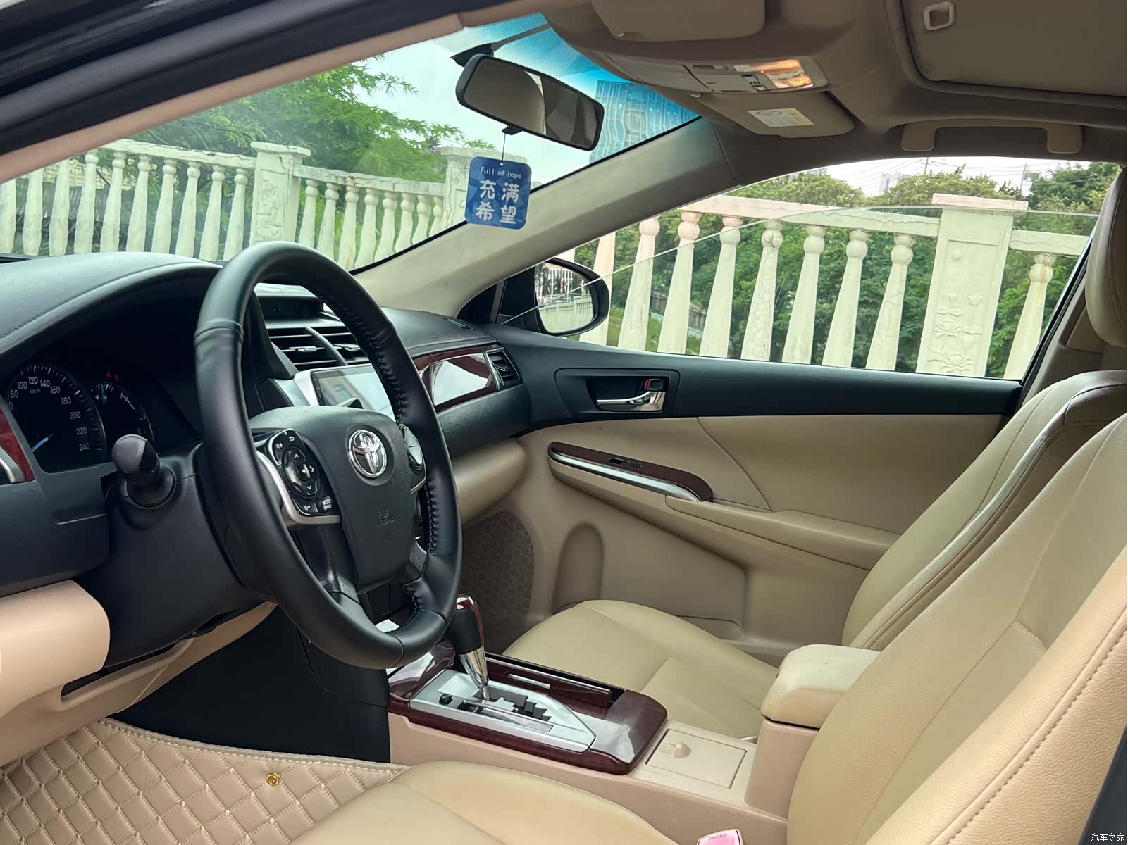 Toyota Camry, 2012 6