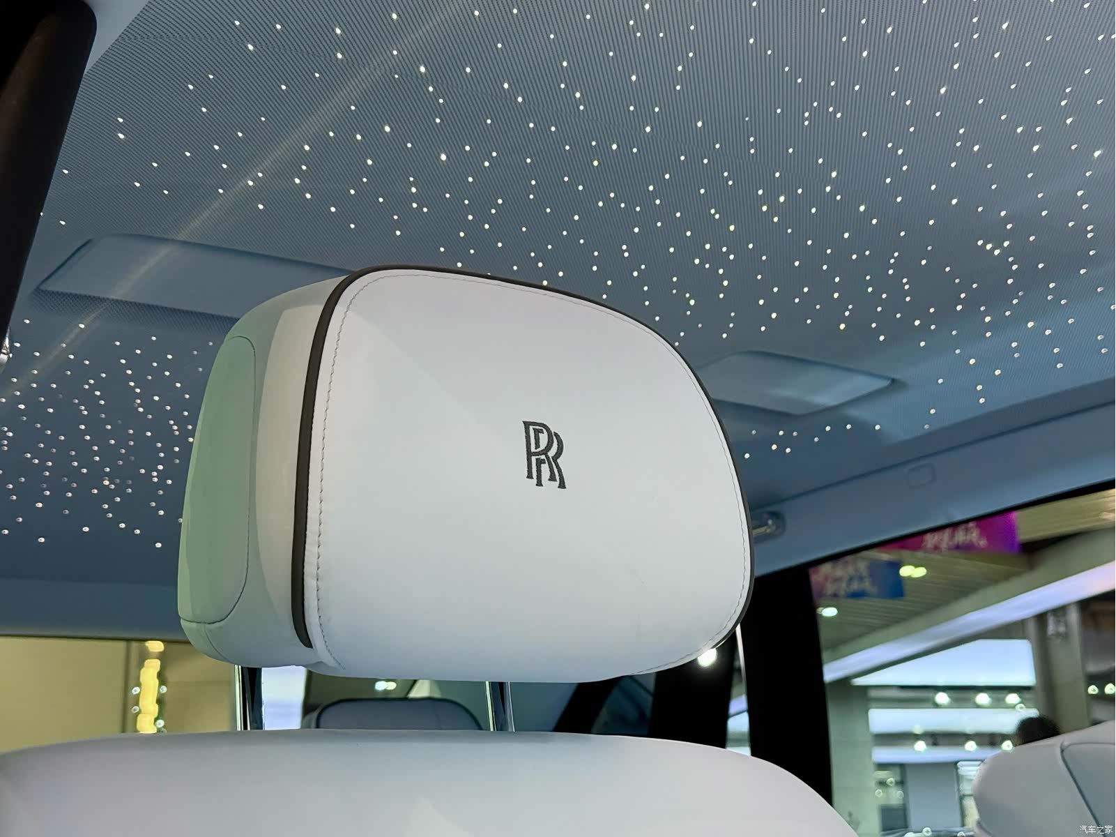 Rolls-Royce Phantom, 2020 21