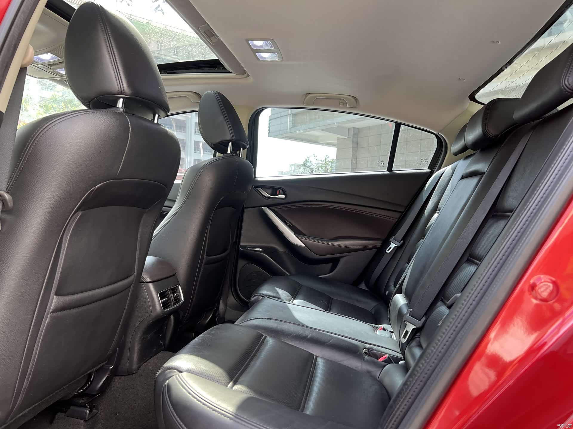 Mazda Atenza, 2017 6