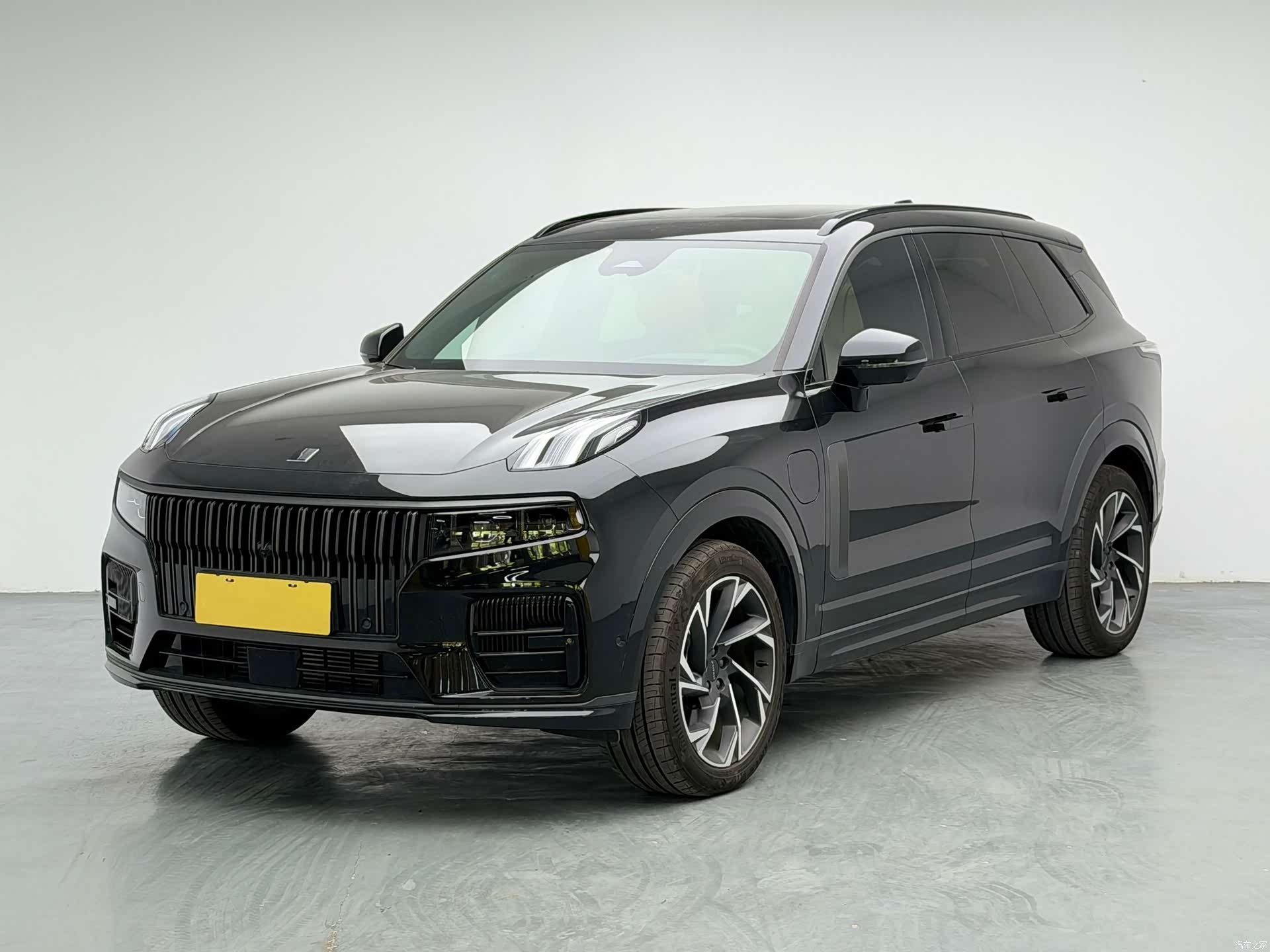 Lynk & Co 02