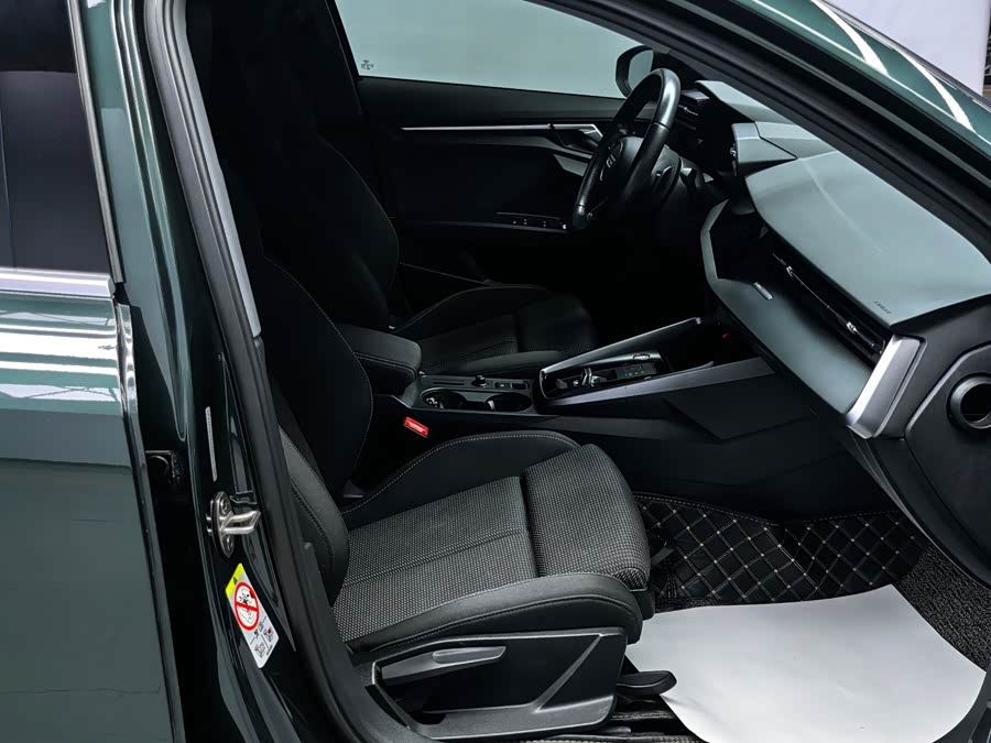 Audi A3 2021, фото 18