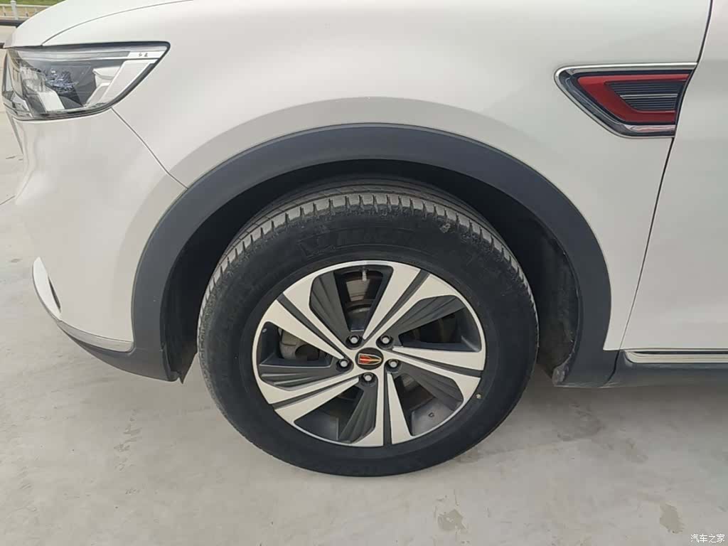 Hongqi HS5, 2021 23