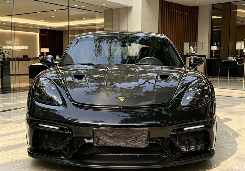 Porsche Cayman, 2020 3