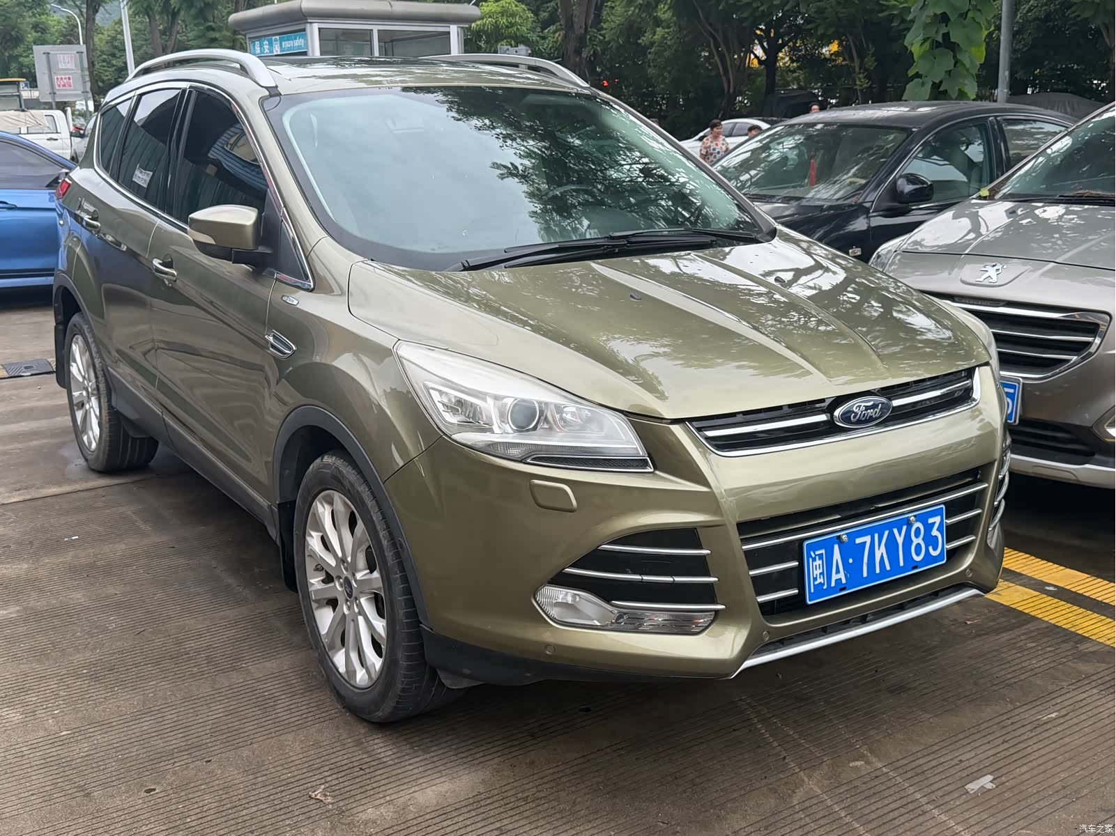 Ford Kuga, 2014 3