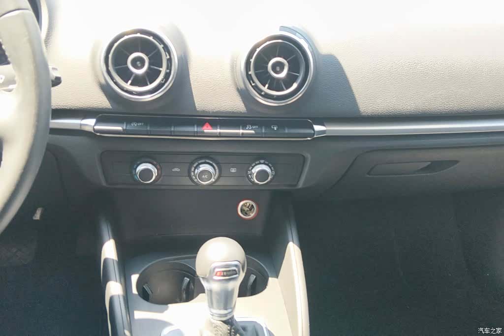 Audi A3, 2016 13