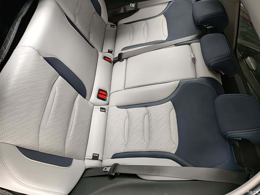 Geely Preface, 2021 17