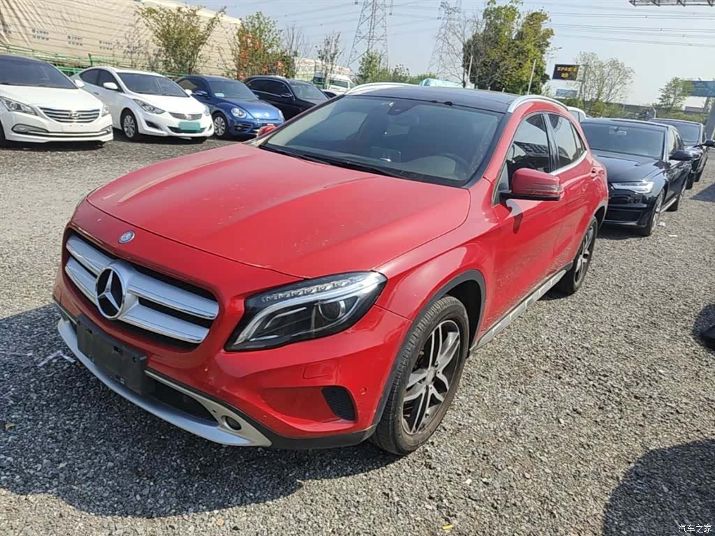 Mercedes-Benz GLA