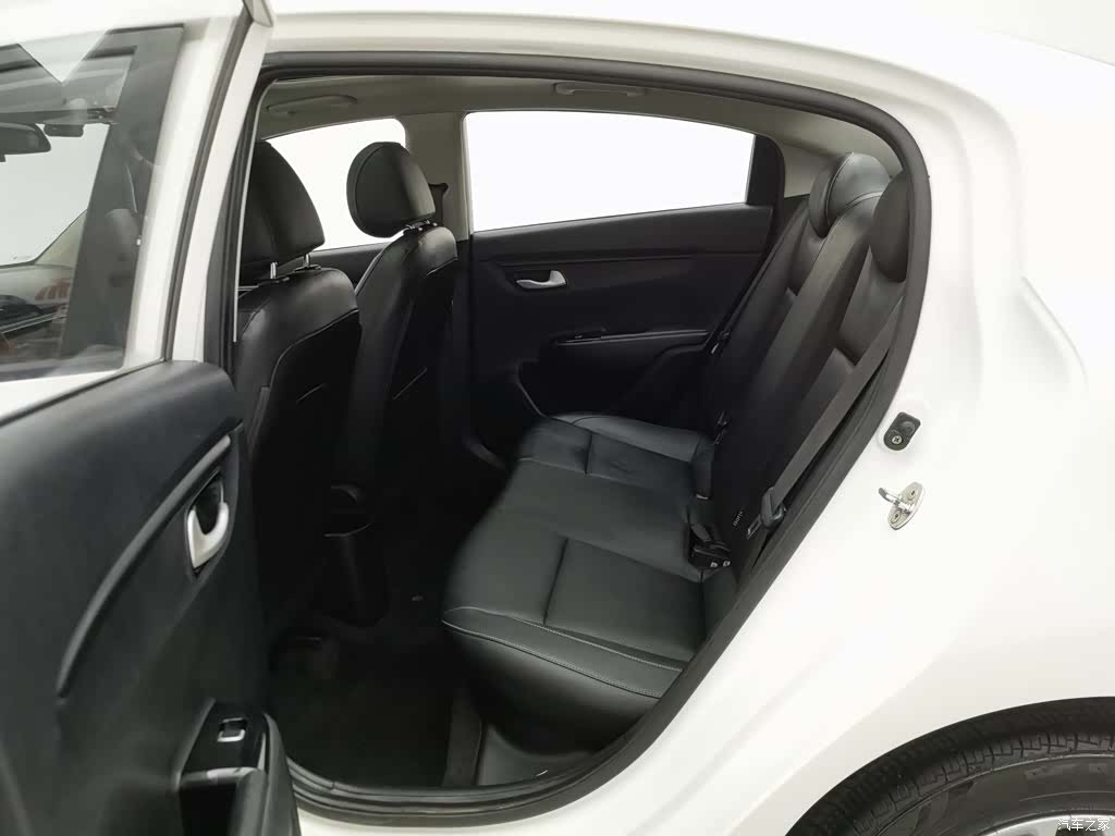 Kia K2, 2018 15