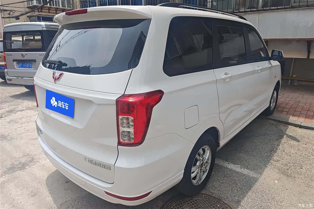 Wuling Hongguang, 2022 3