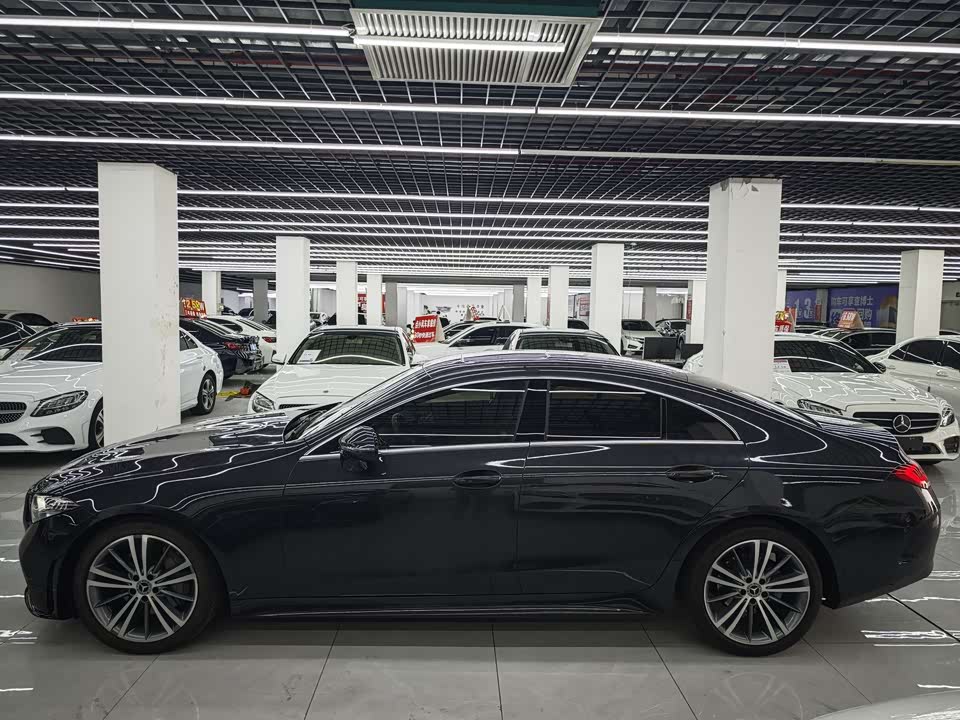 Mercedes-Benz CLS