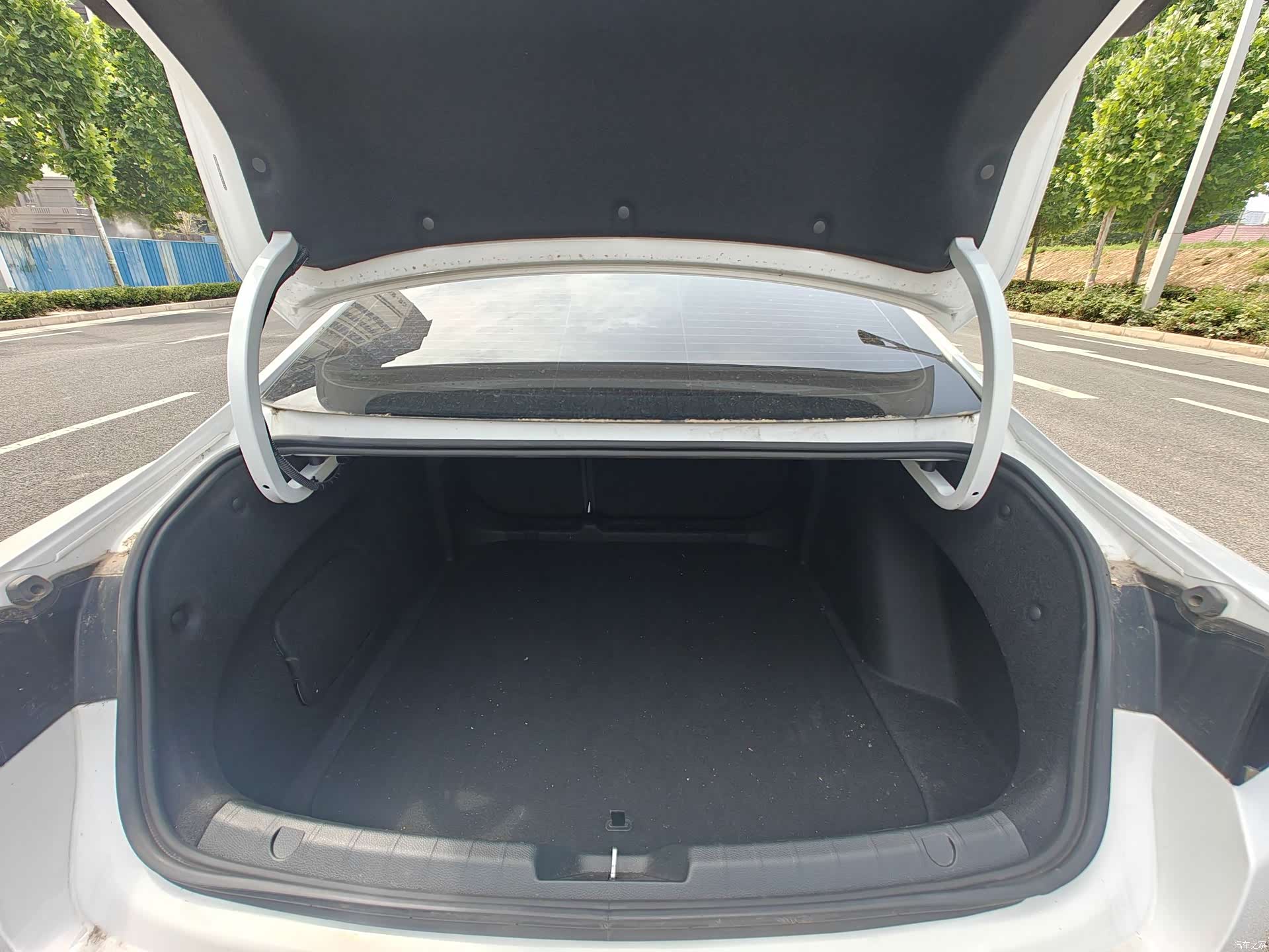 Geely Preface, 2025 11