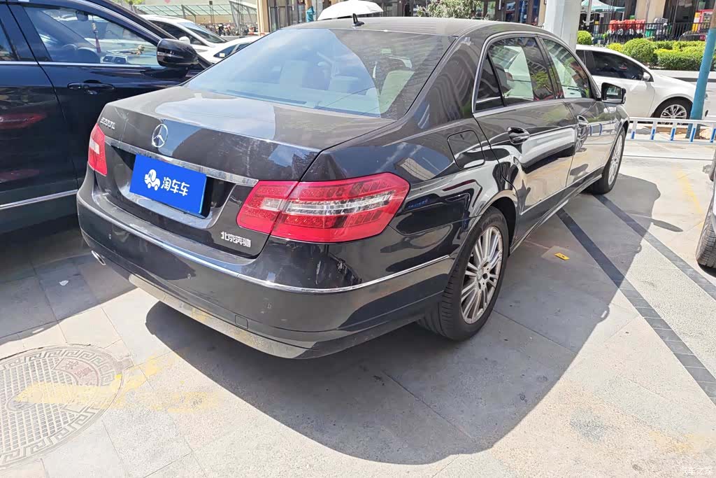 Mercedes-Benz E-Class, 2012 3