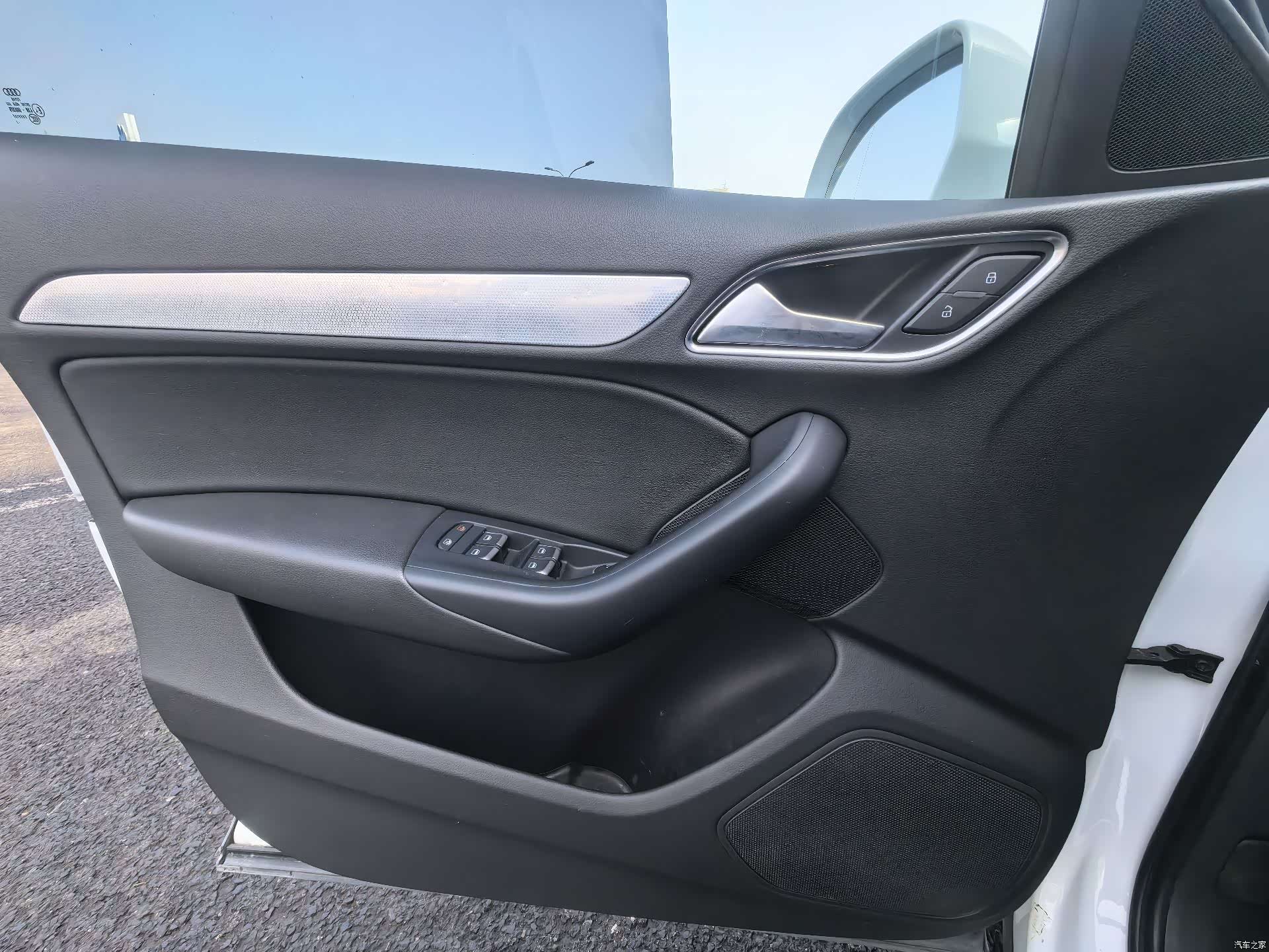 Audi Q3, 2013 12