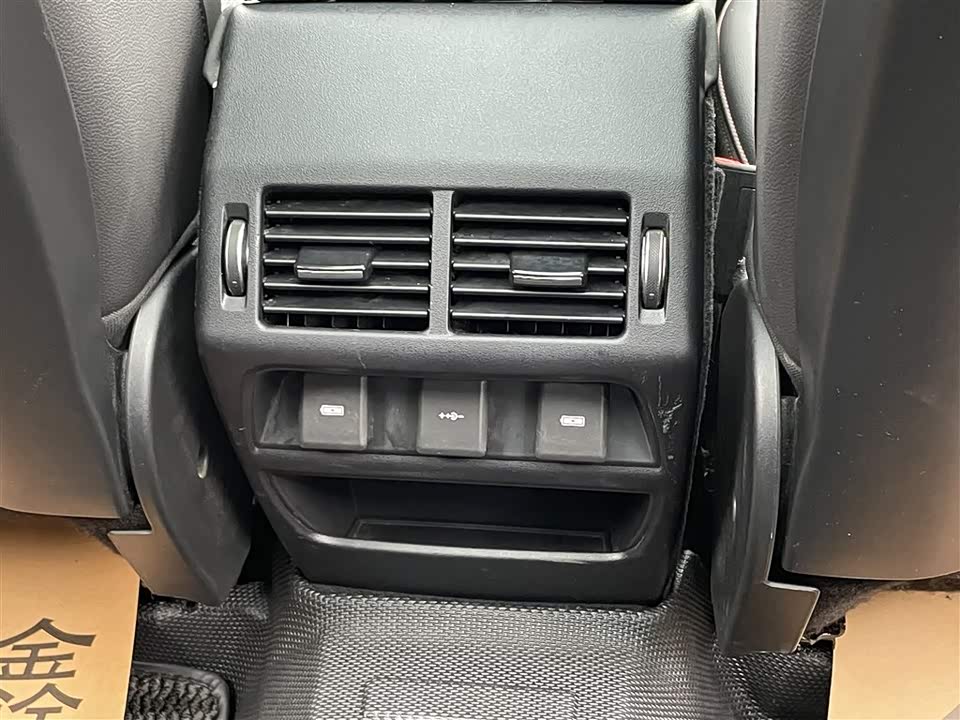 Land Rover Discover sports