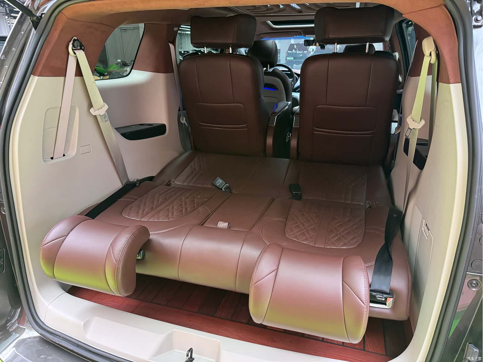 Buick GL8, 2021 6