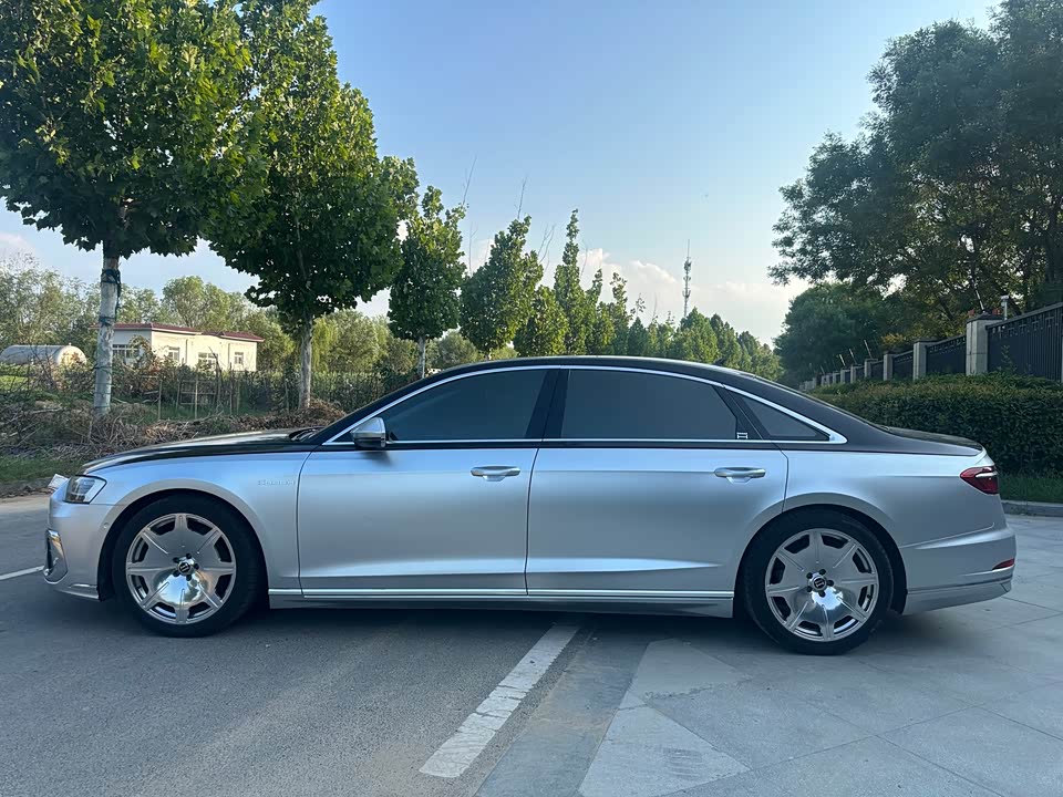 Audi A8