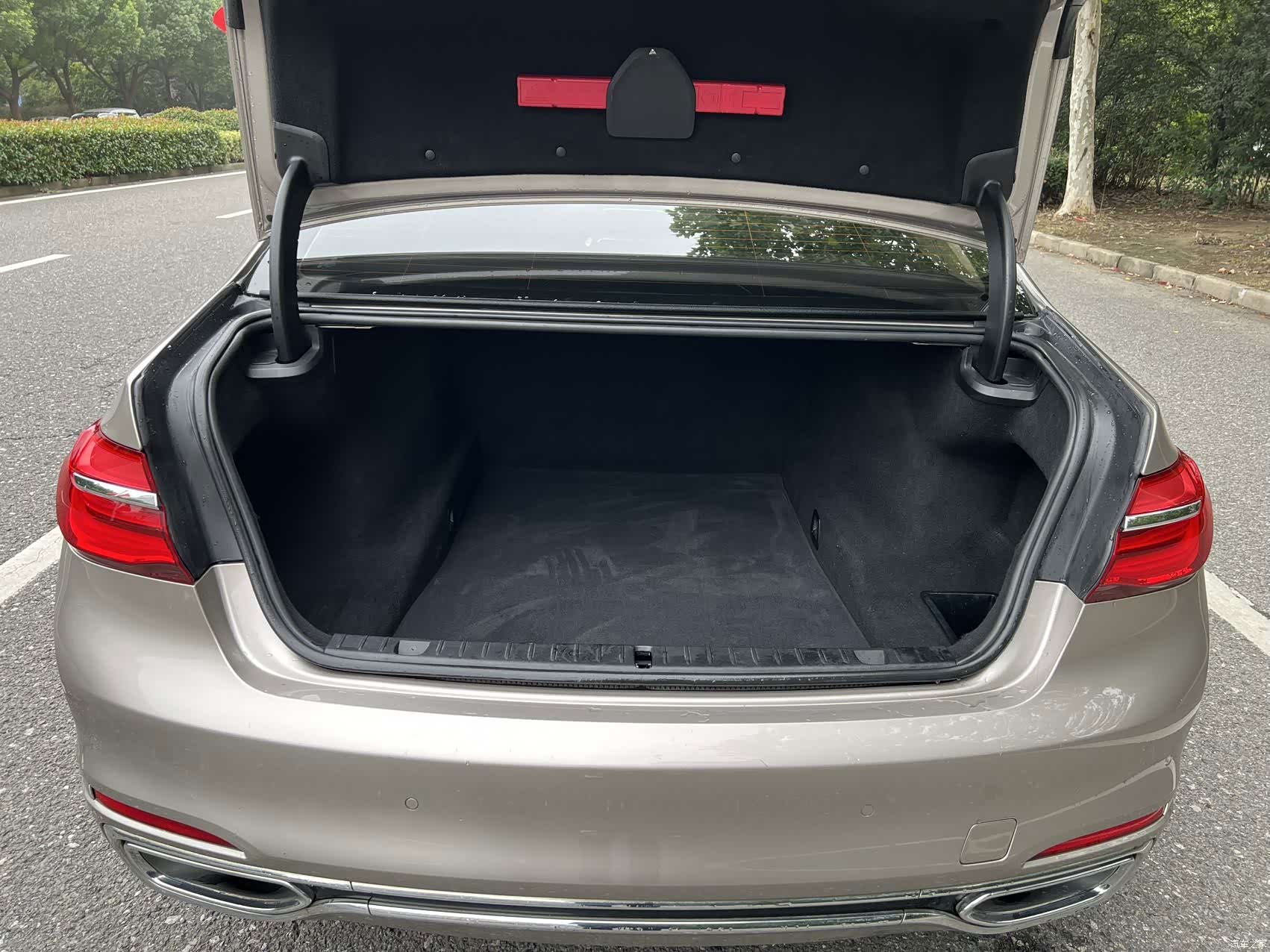 BMW 7 Series, 2018 11