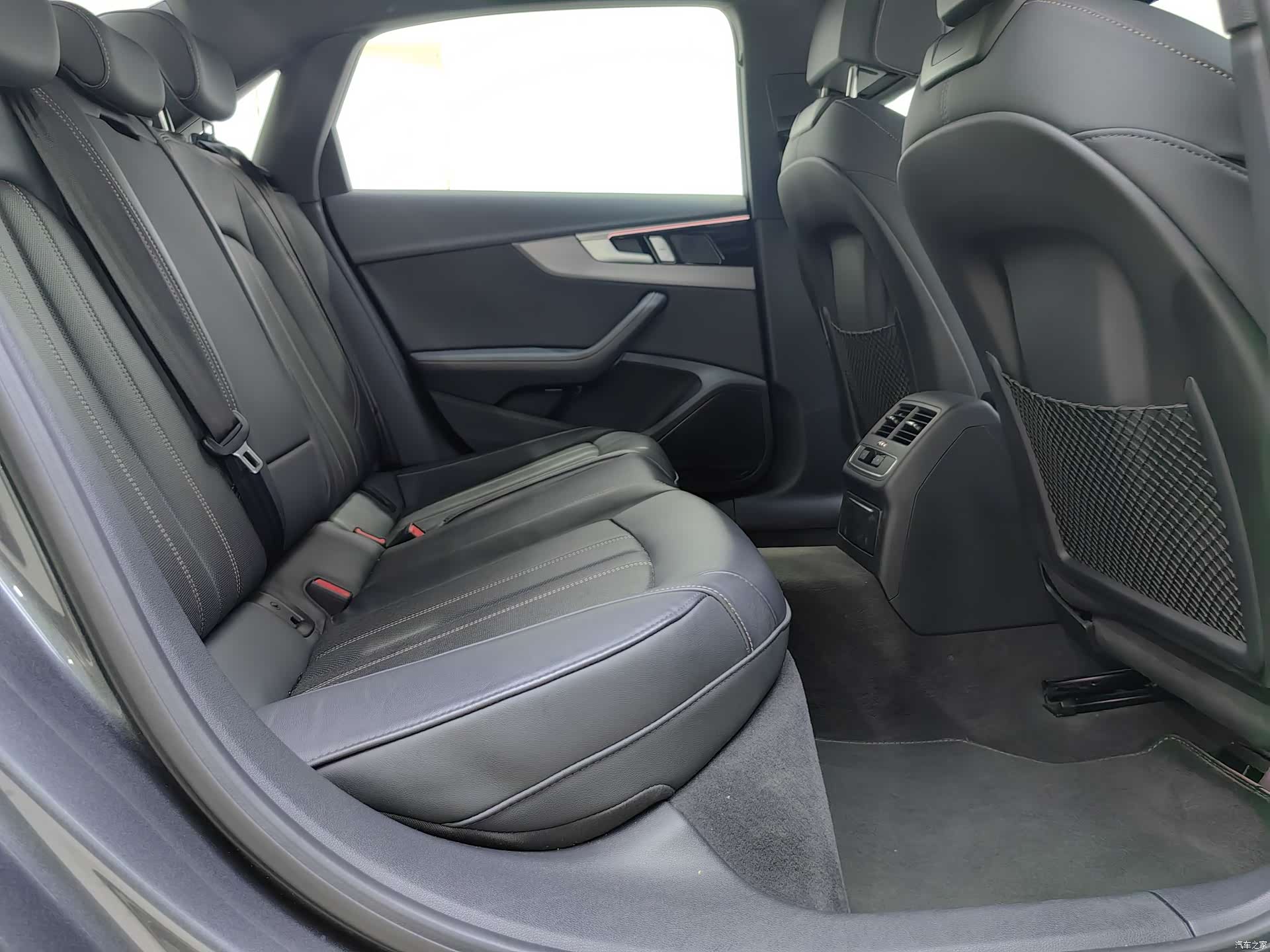 Audi A4L, 2024 8