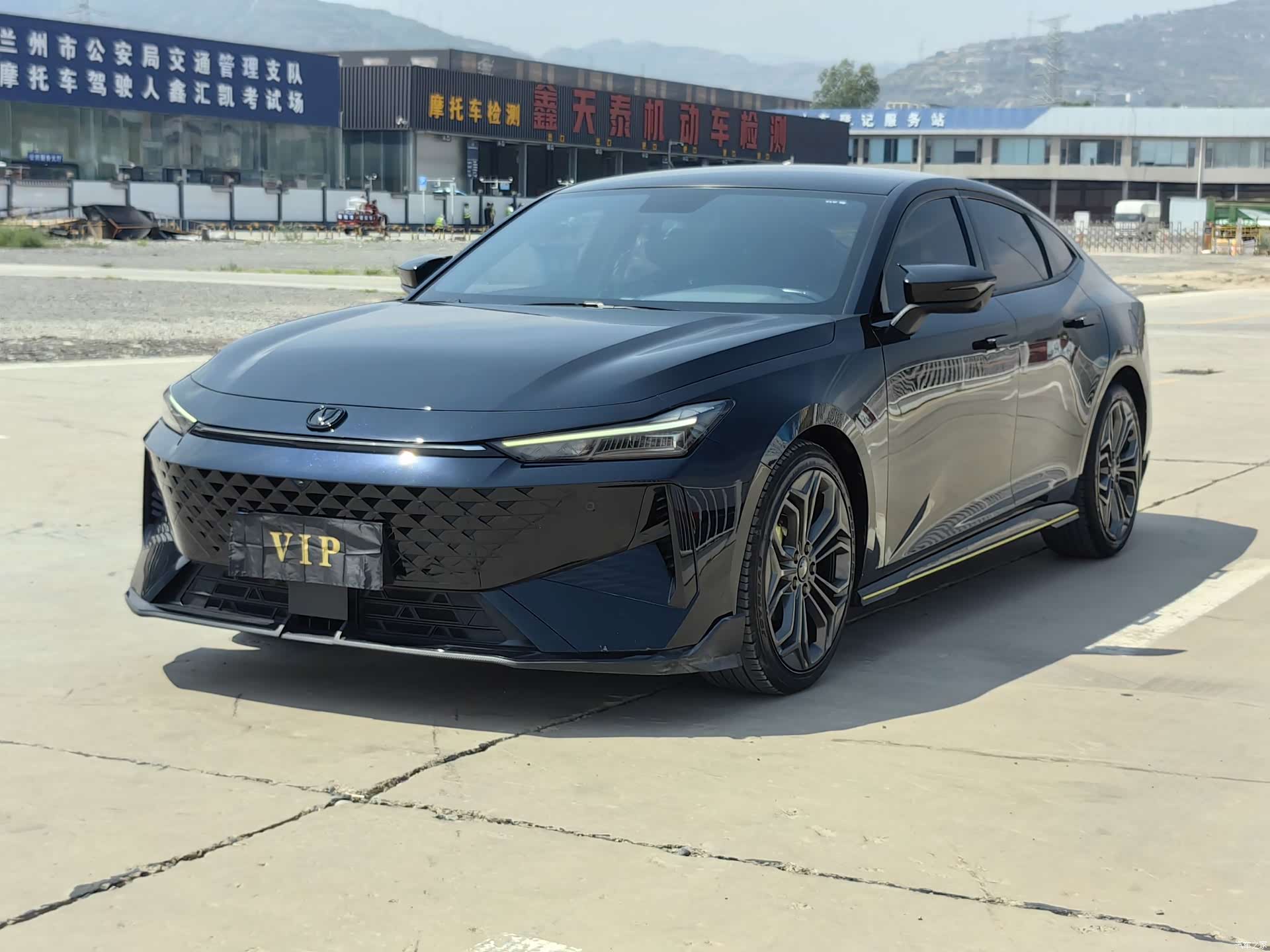 Changan UNI-V, 2023 1